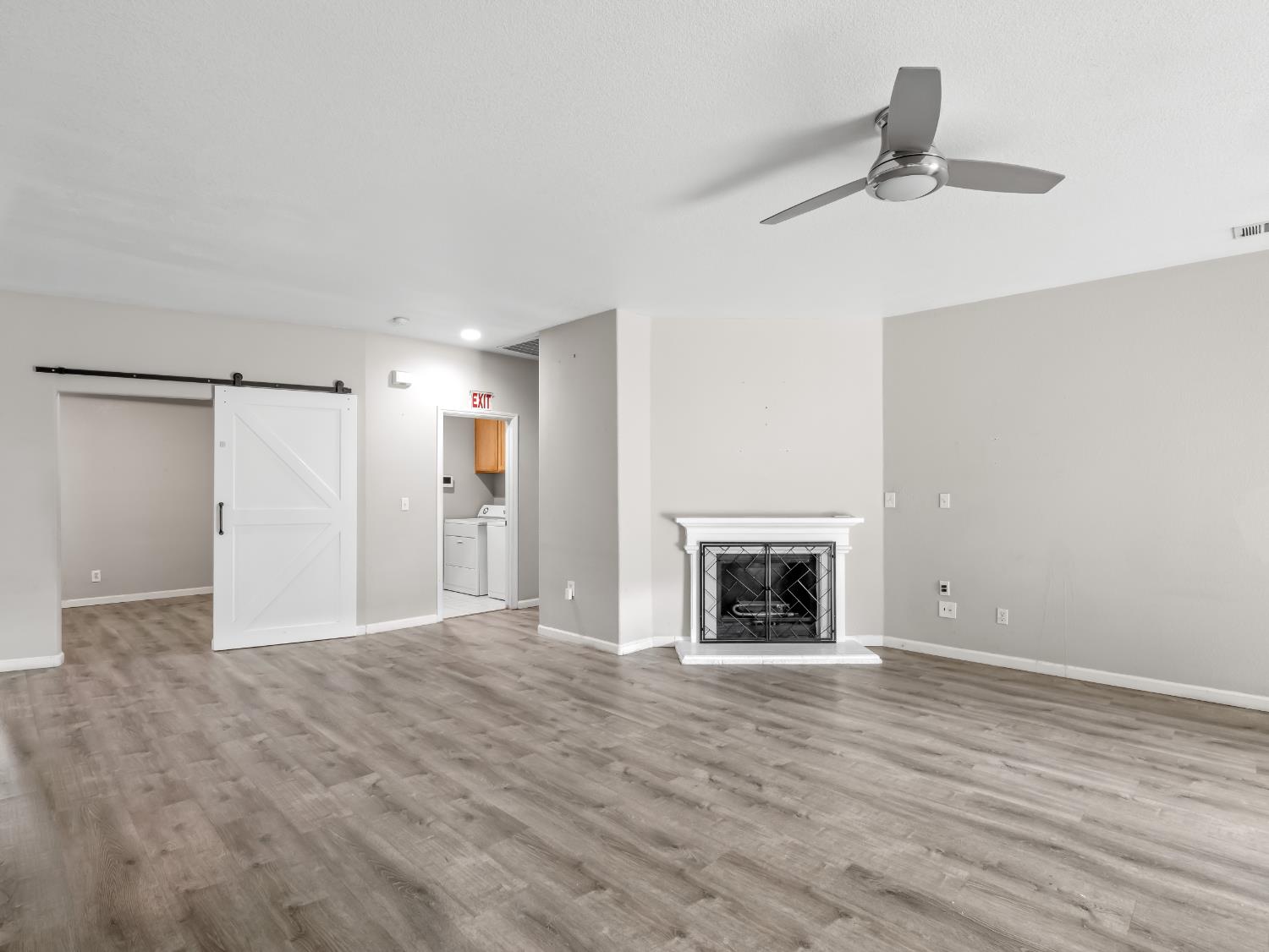 4439 W Harold Ave, Visalia, CA 93291