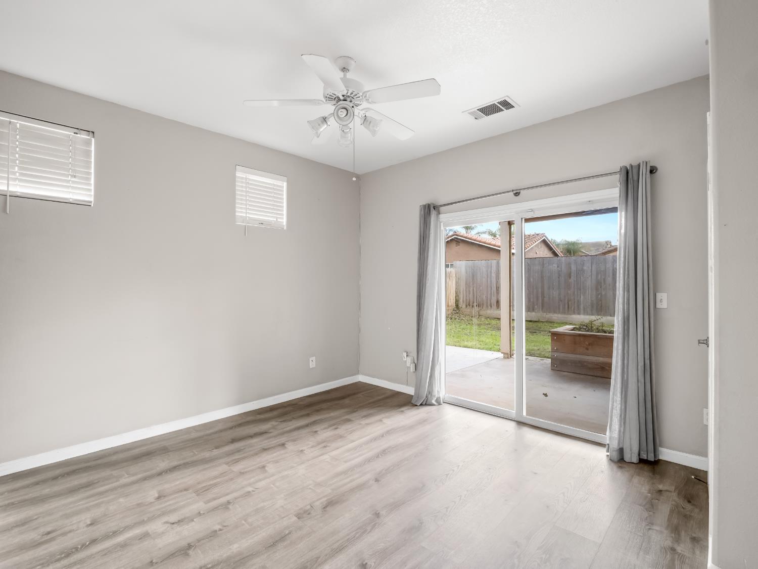 4439 W Harold Ave, Visalia, CA 93291