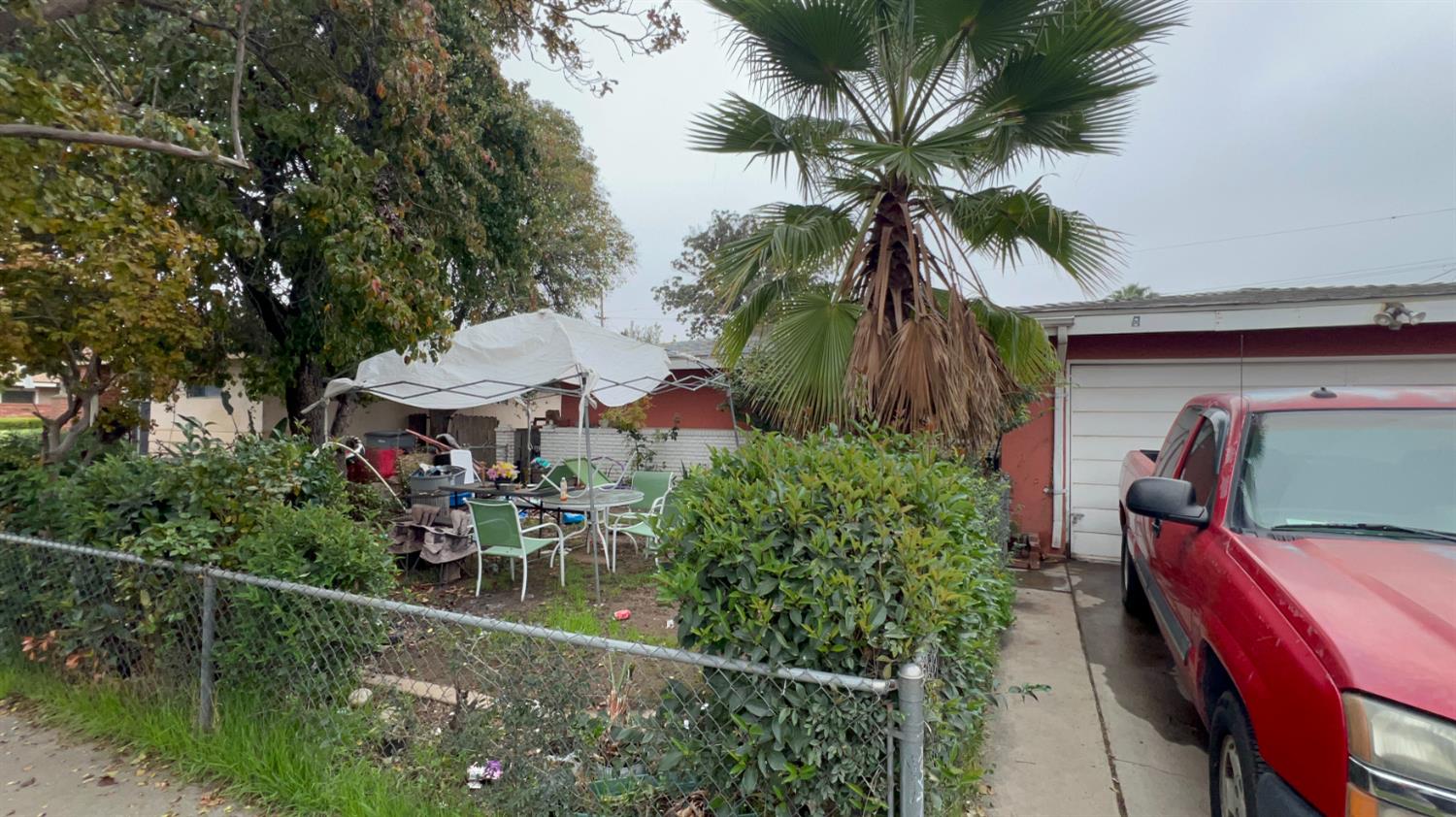 72 E Dakota Ave, Fresno, CA 93704