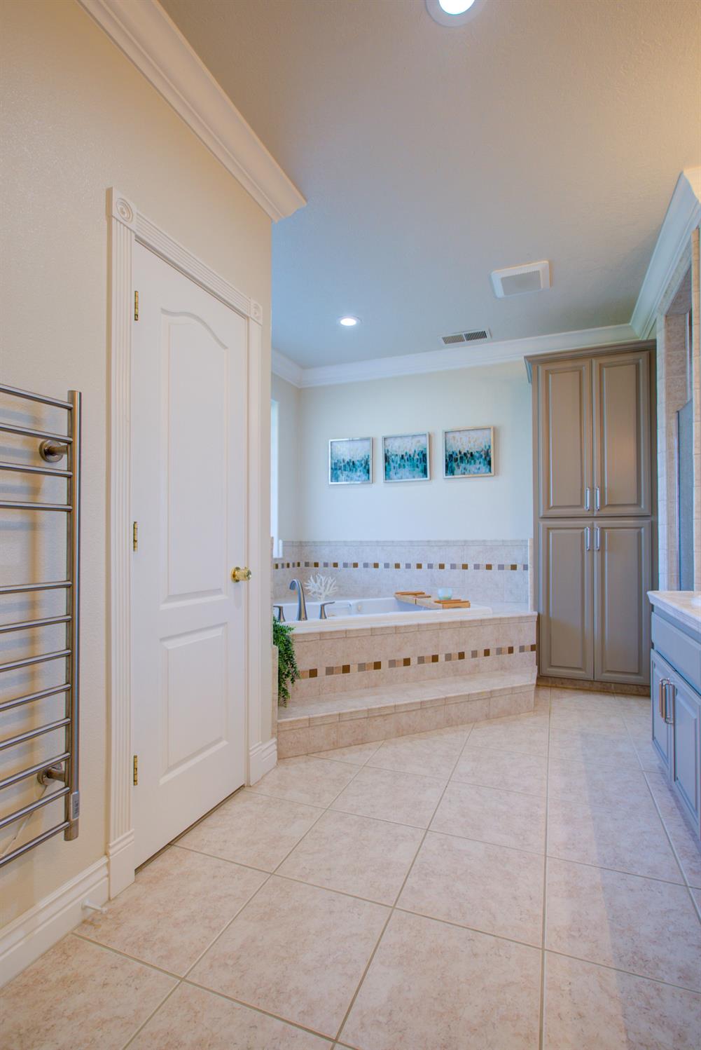 5420 Appaloosa Ct, Atwater, CA 95301