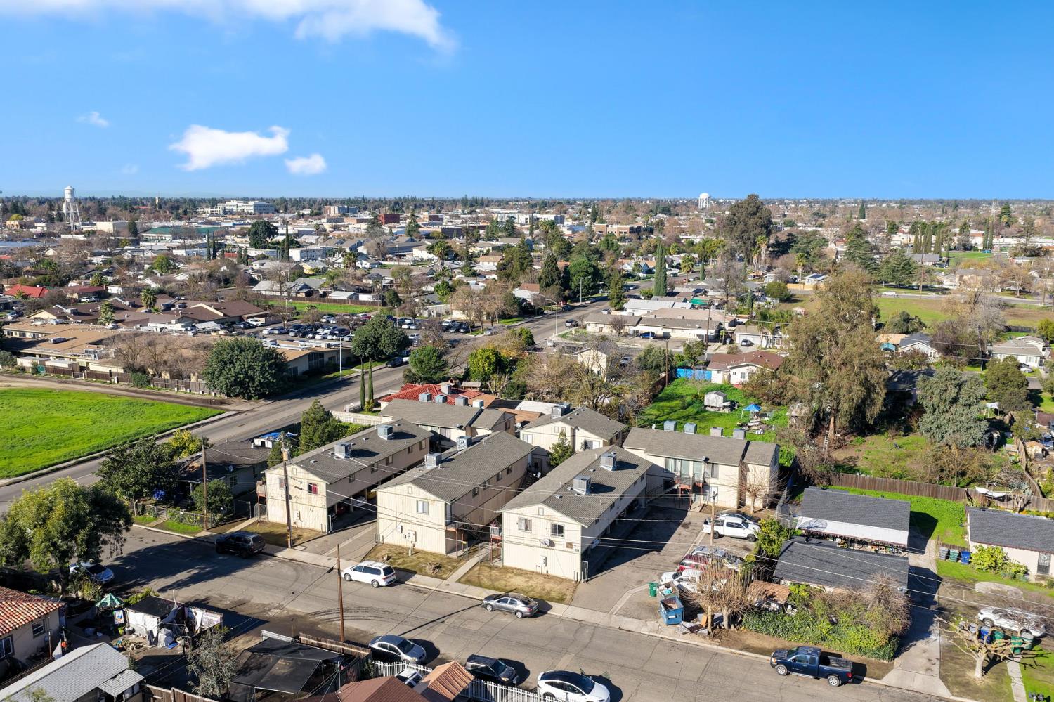 609 615 Moore St, Madera, CA 93638