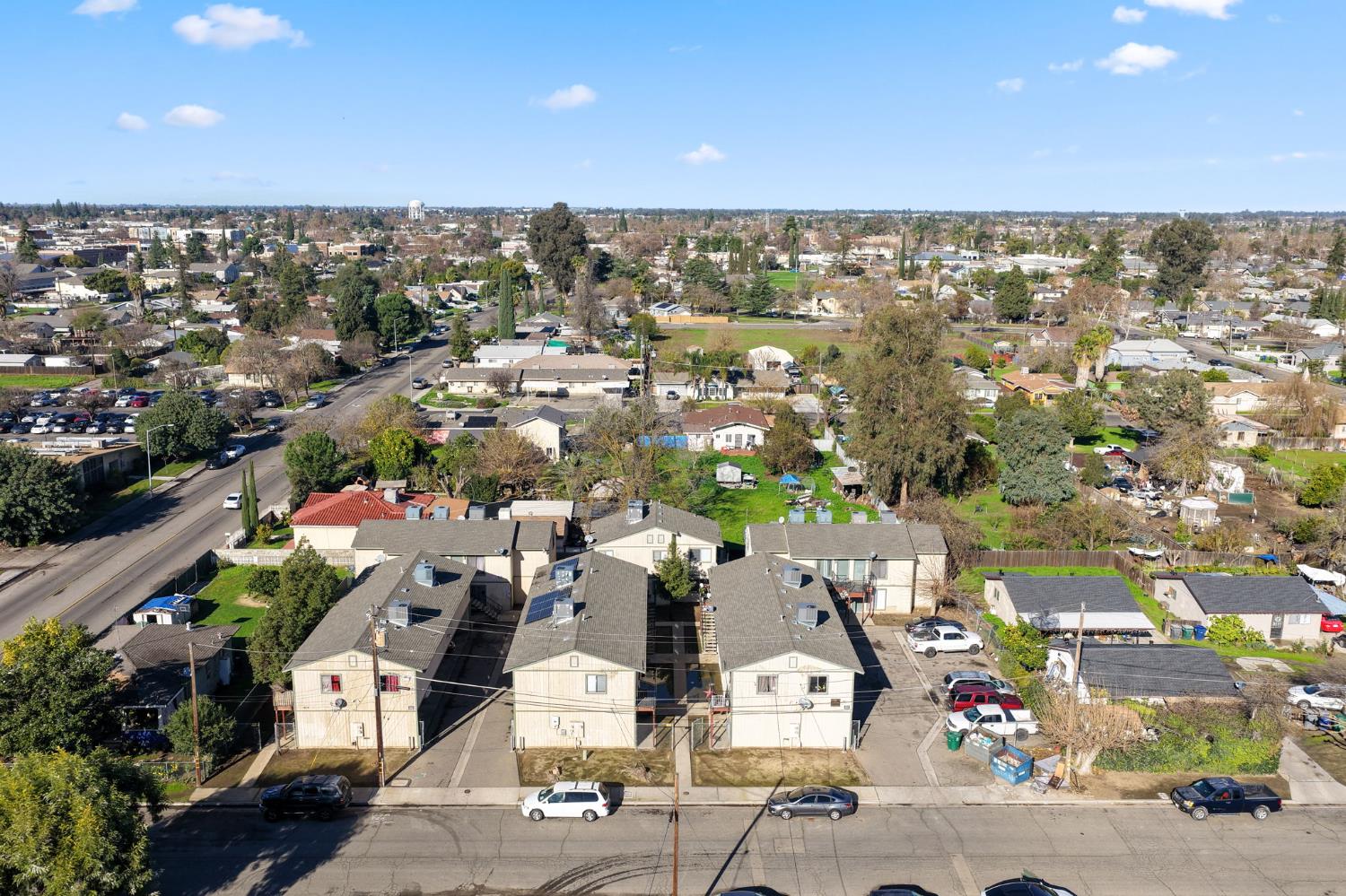 609 615 Moore St, Madera, CA 93638