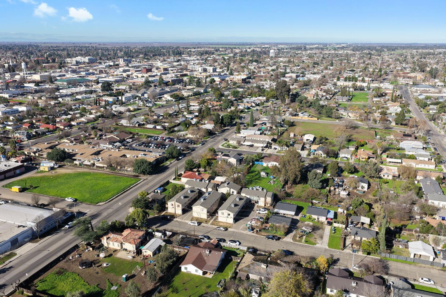 609 615 Moore St, Madera, CA 93638