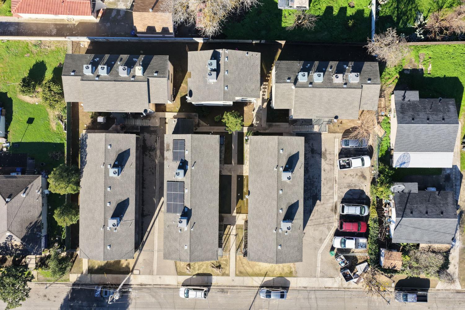 609 615 Moore St, Madera, CA 93638