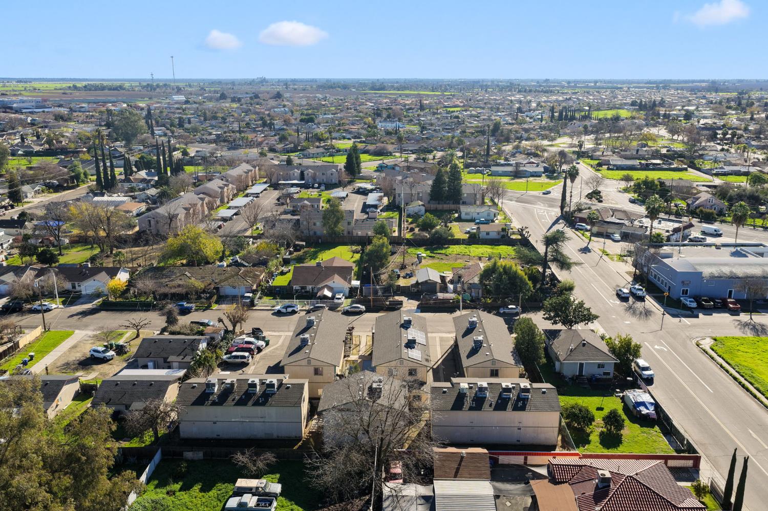 609 615 Moore St, Madera, CA 93638