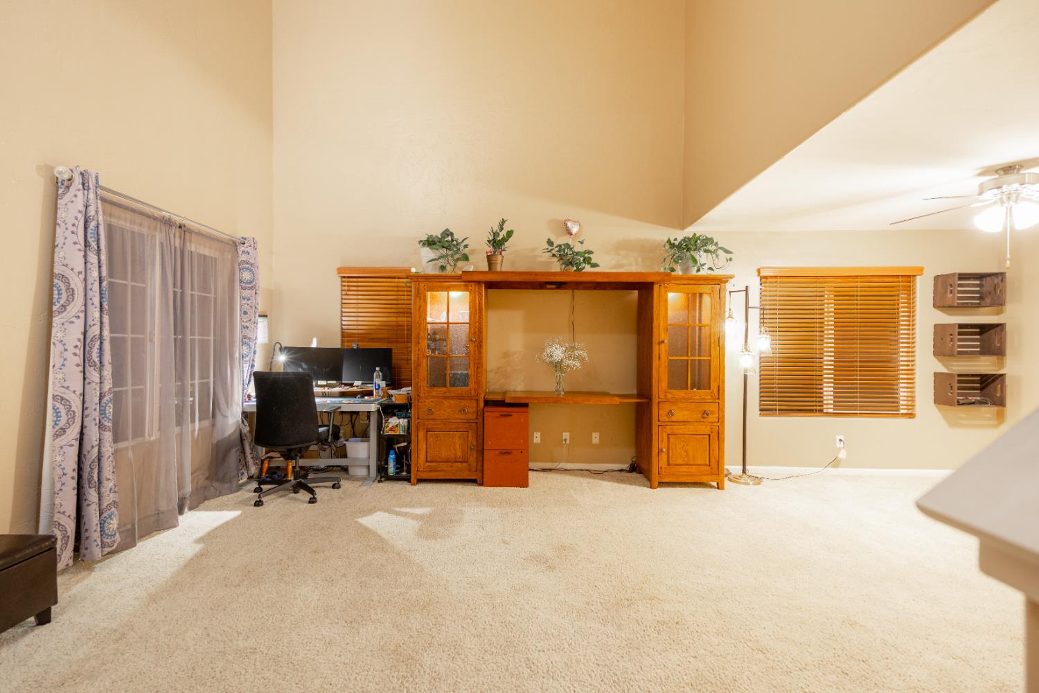 6165 E Heaton, Fresno, CA 93727