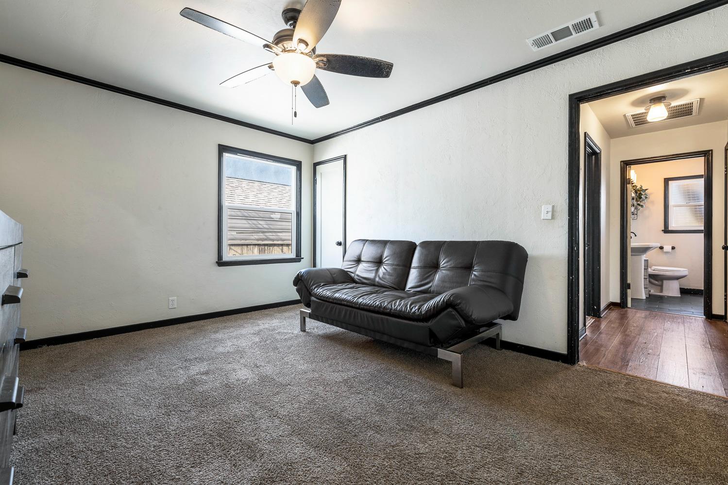 1337 E Princeton Ave, Fresno, CA 93704