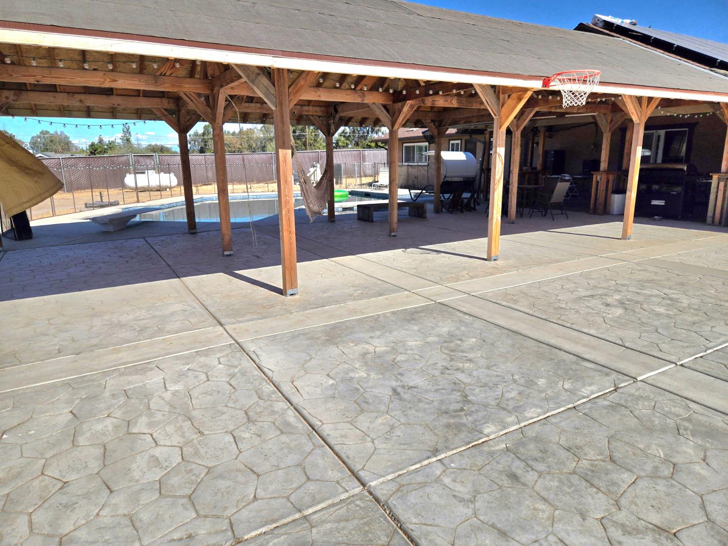 16448 Monreal Rd, Madera, CA 93636