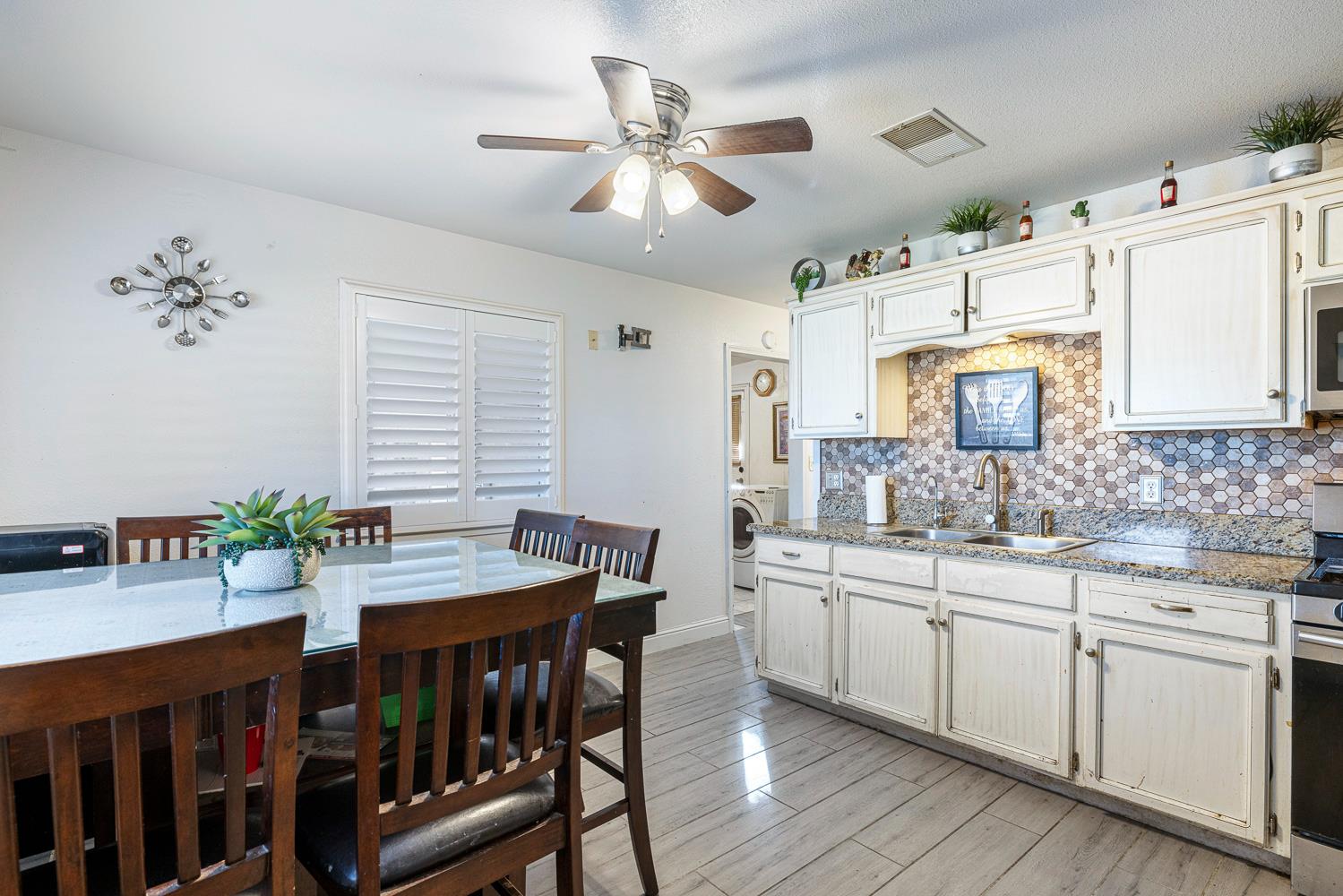 1404 Tulare St, Madera, CA 93638