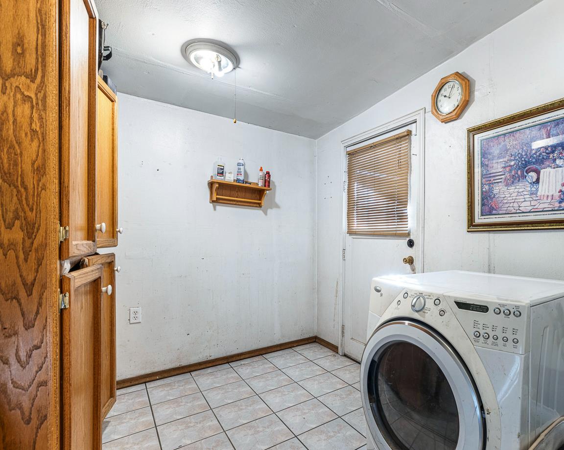 1404 Tulare St, Madera, CA 93638