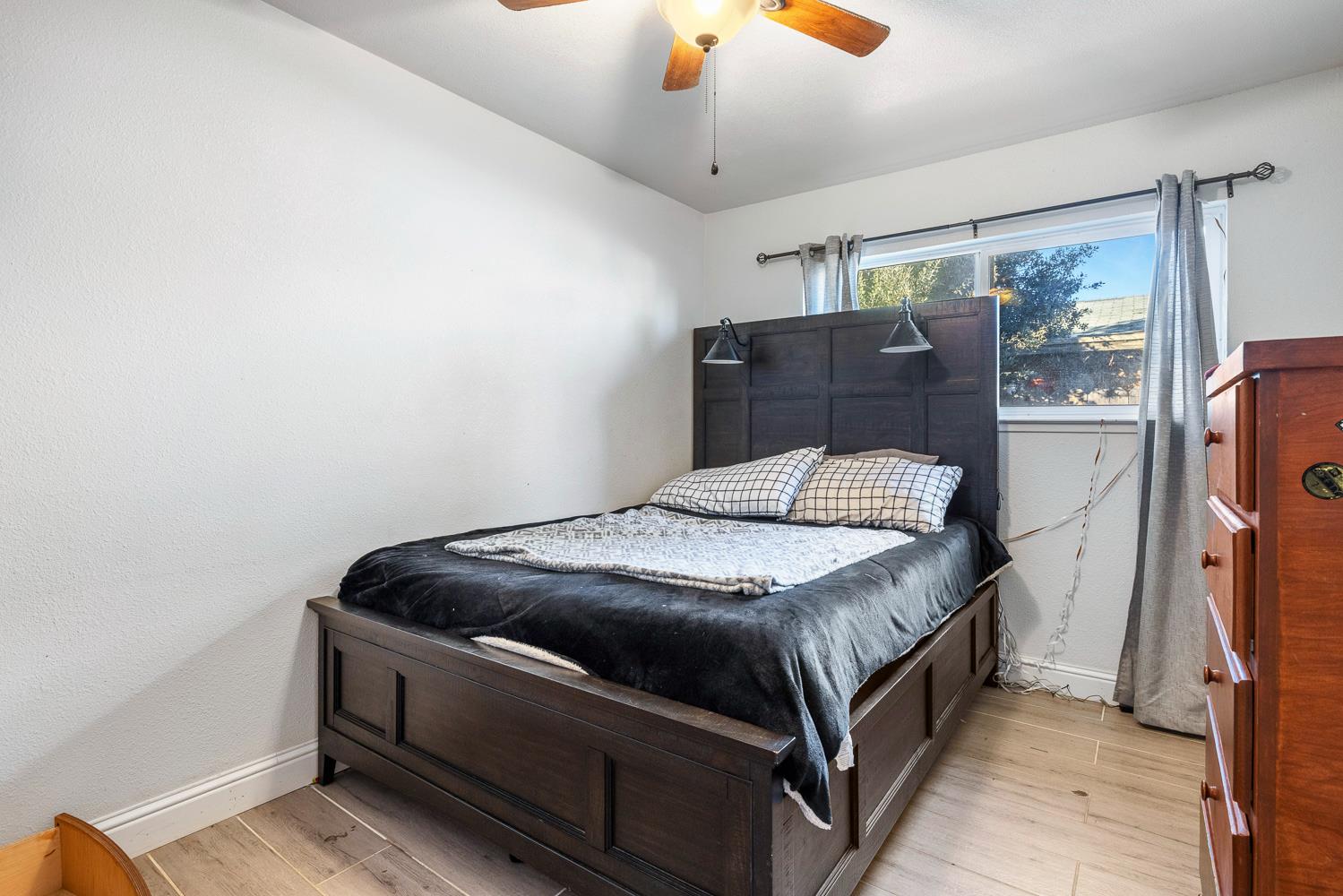 1404 Tulare St, Madera, CA 93638