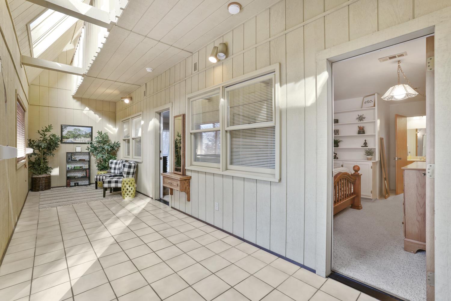 38443 Red Leaf Ln, Shaver Lake, CA 93664