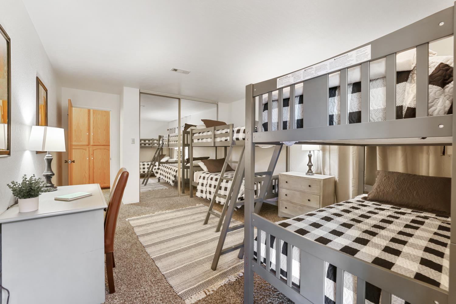 38443 Red Leaf Ln, Shaver Lake, CA 93664