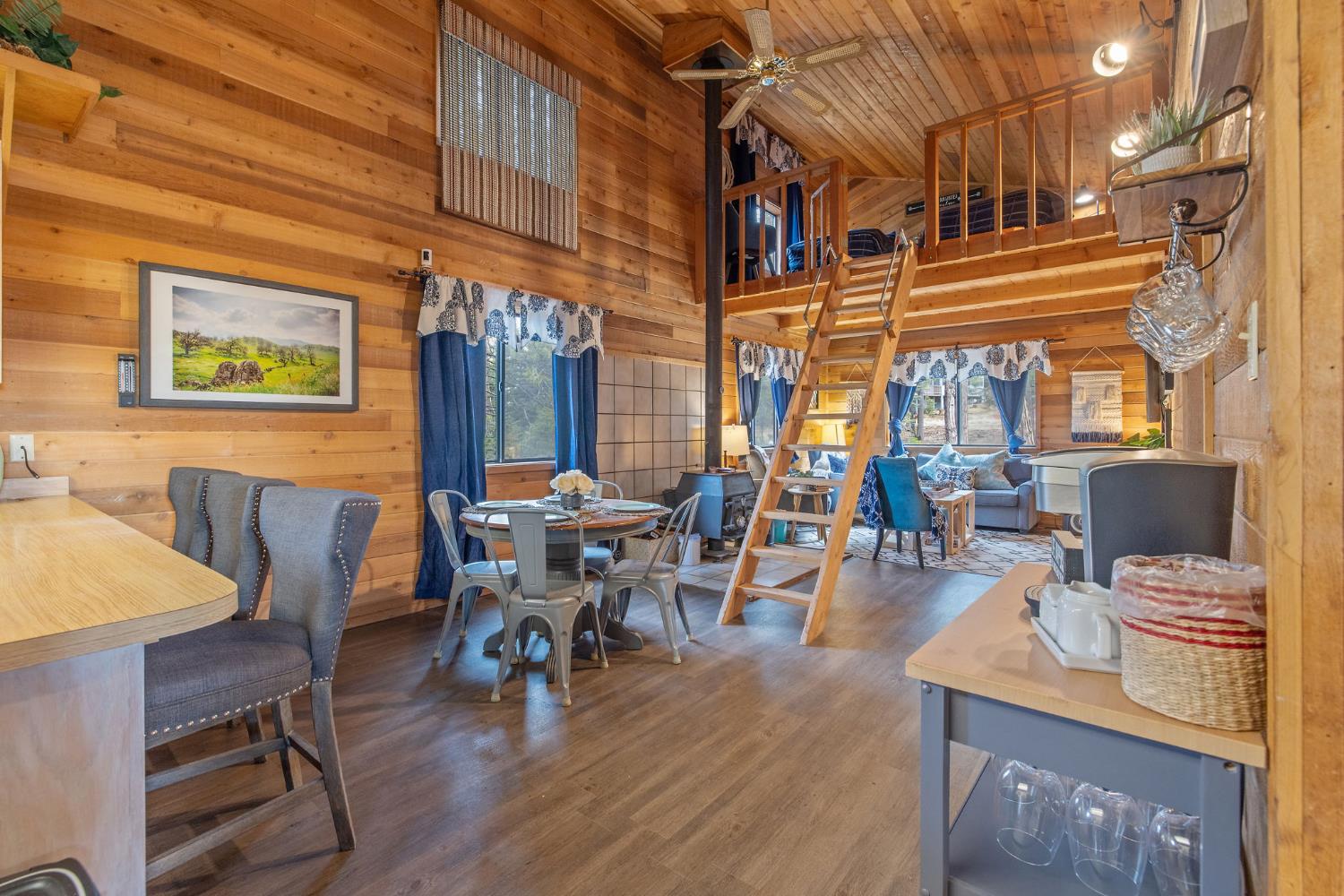 38443 Red Leaf Ln, Shaver Lake, CA 93664