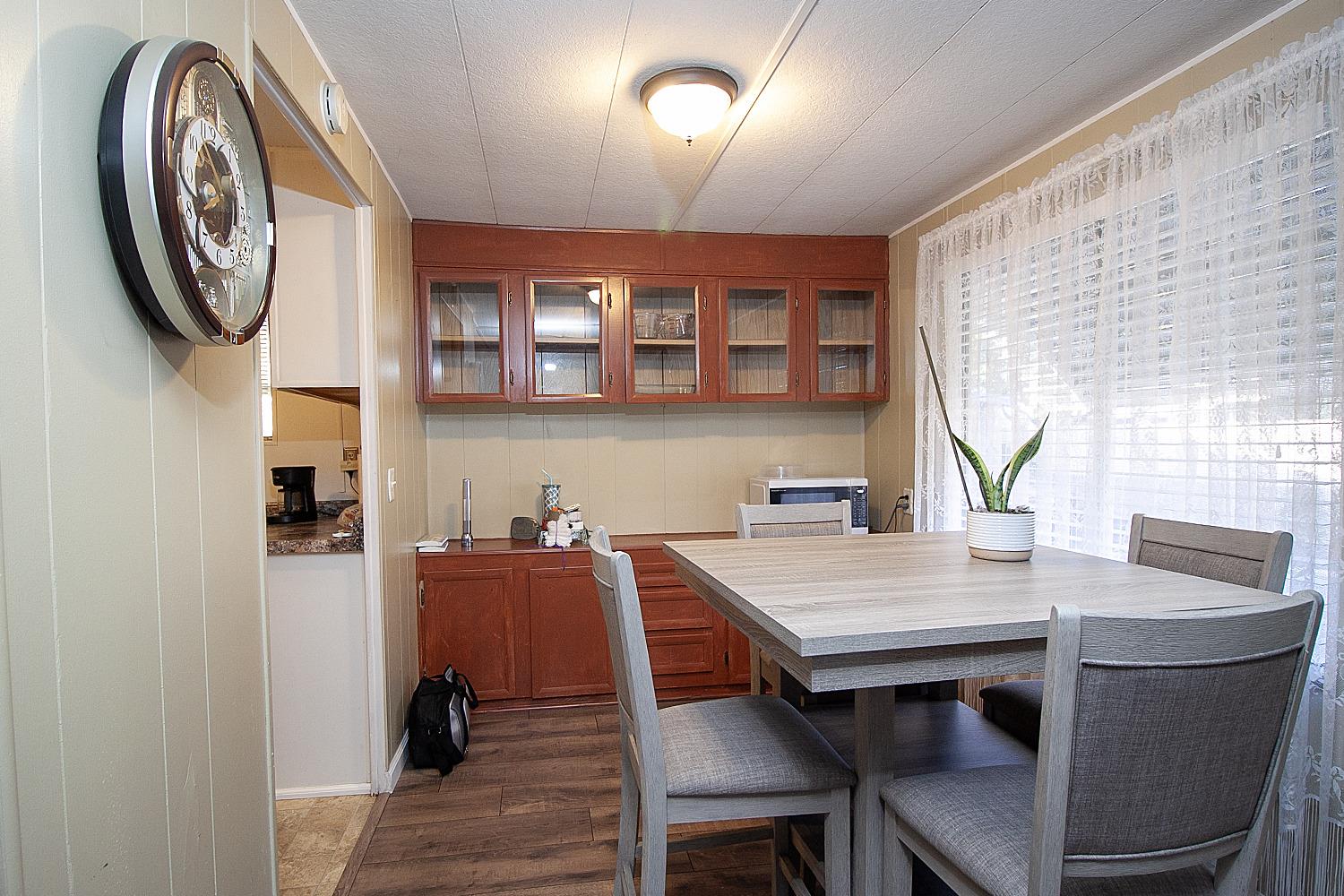 221 W Herndon Ave #27, Fresno, CA 93650