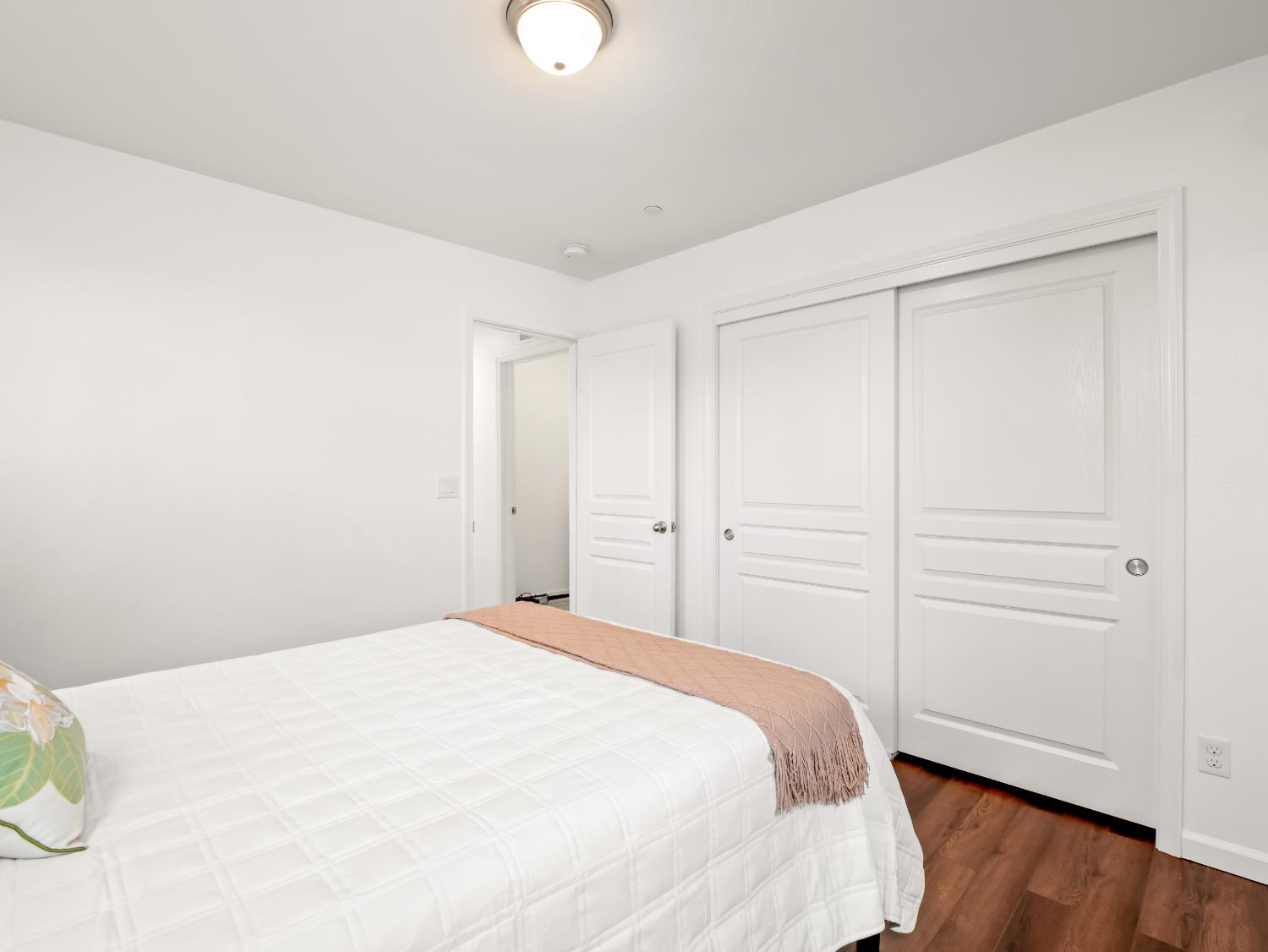 2566 Mustang Dr, Clovis, CA 93612