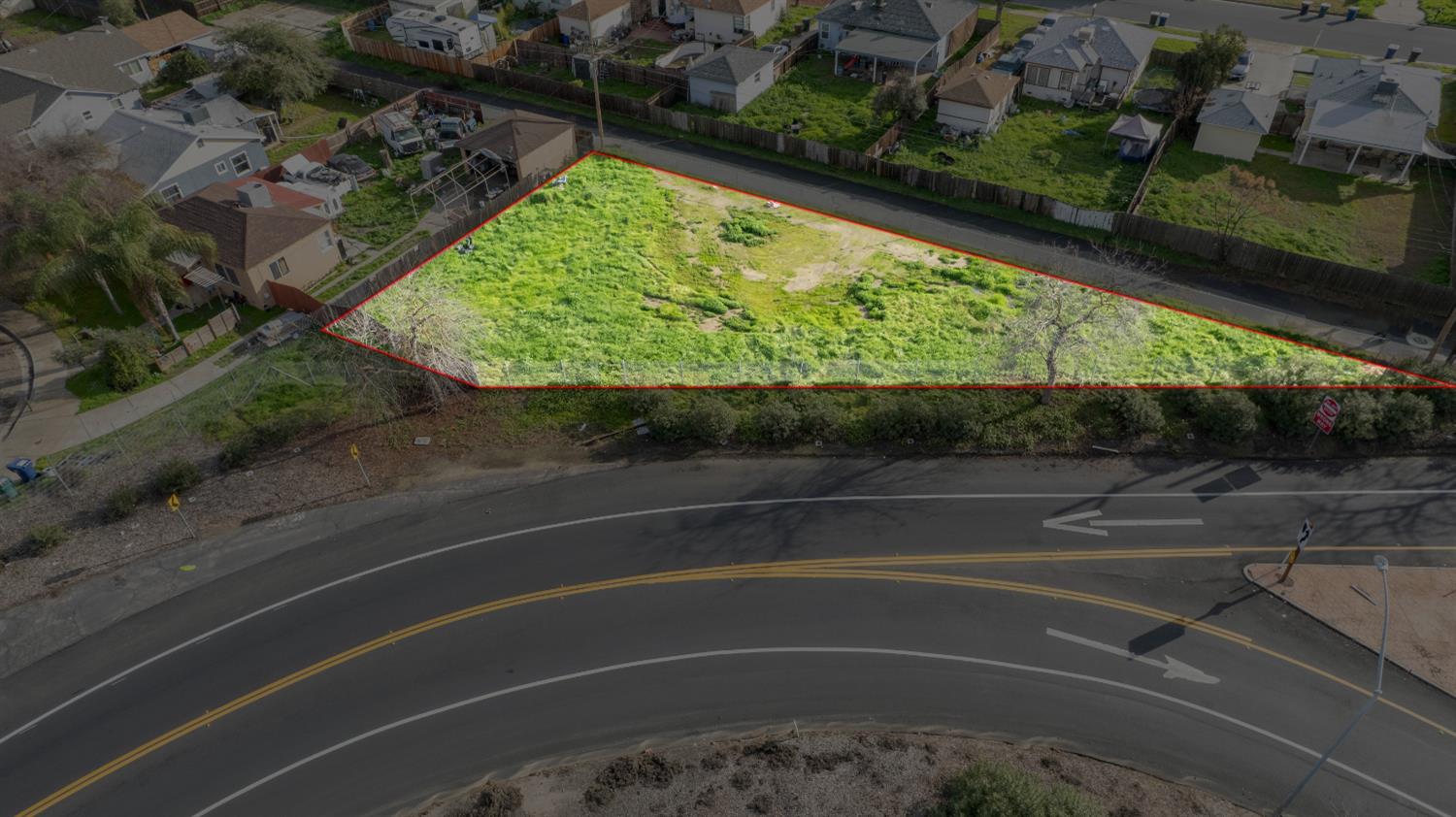 1 Spruce St, Tulare, CA 93274