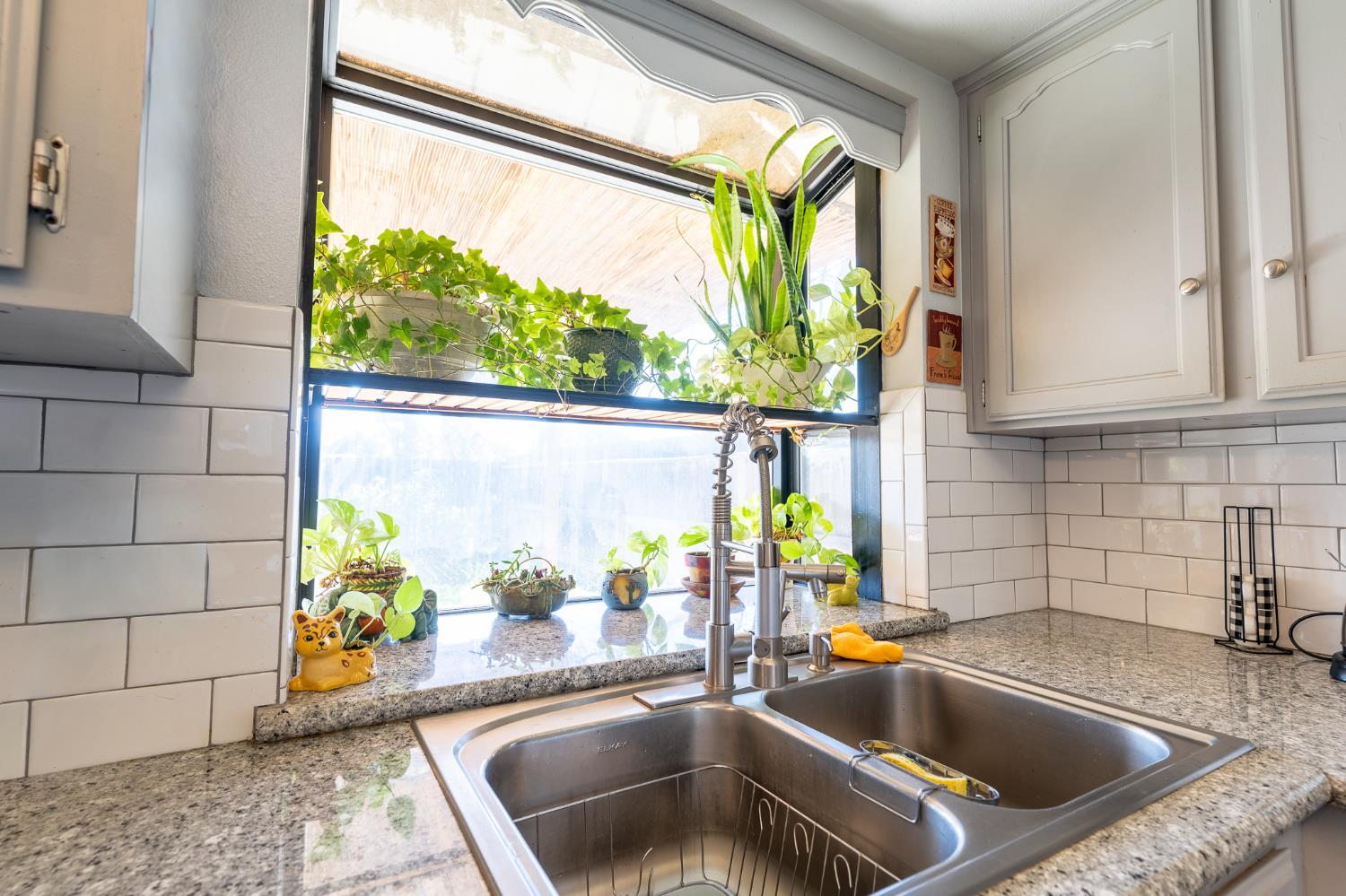 1722 Buckingham Ave, Clovis, CA 93611