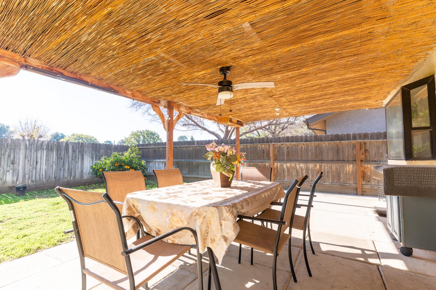 1722 Buckingham Ave, Clovis, CA 93611