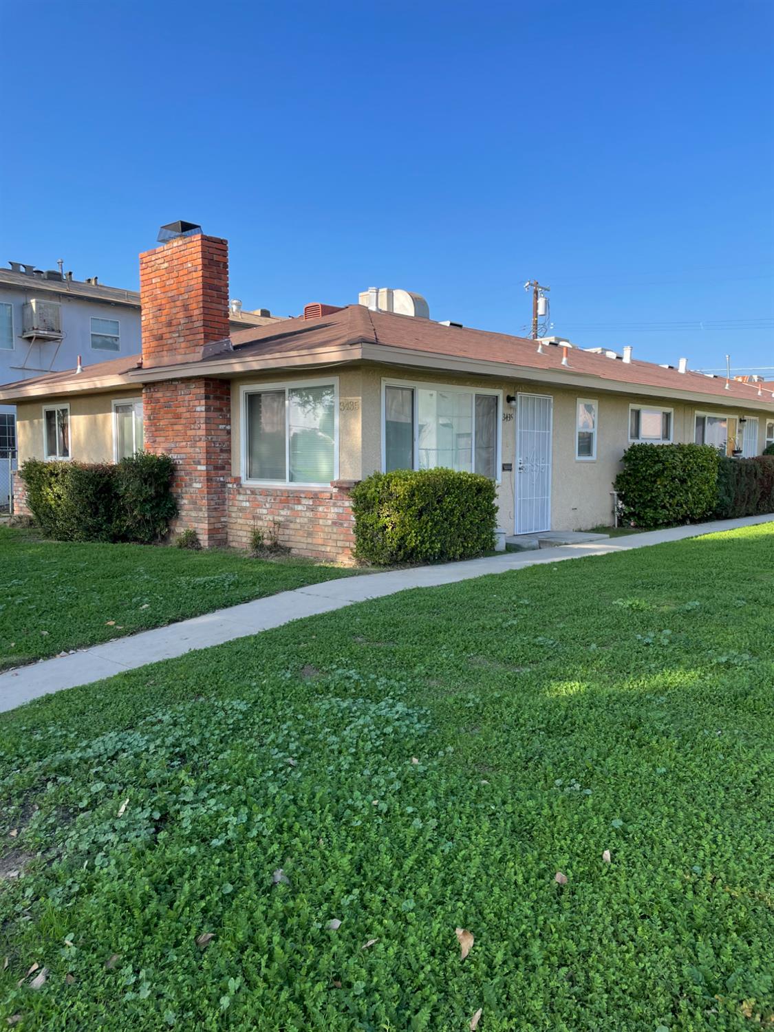 3435 E Mckinley Ave, Fresno, CA 93703