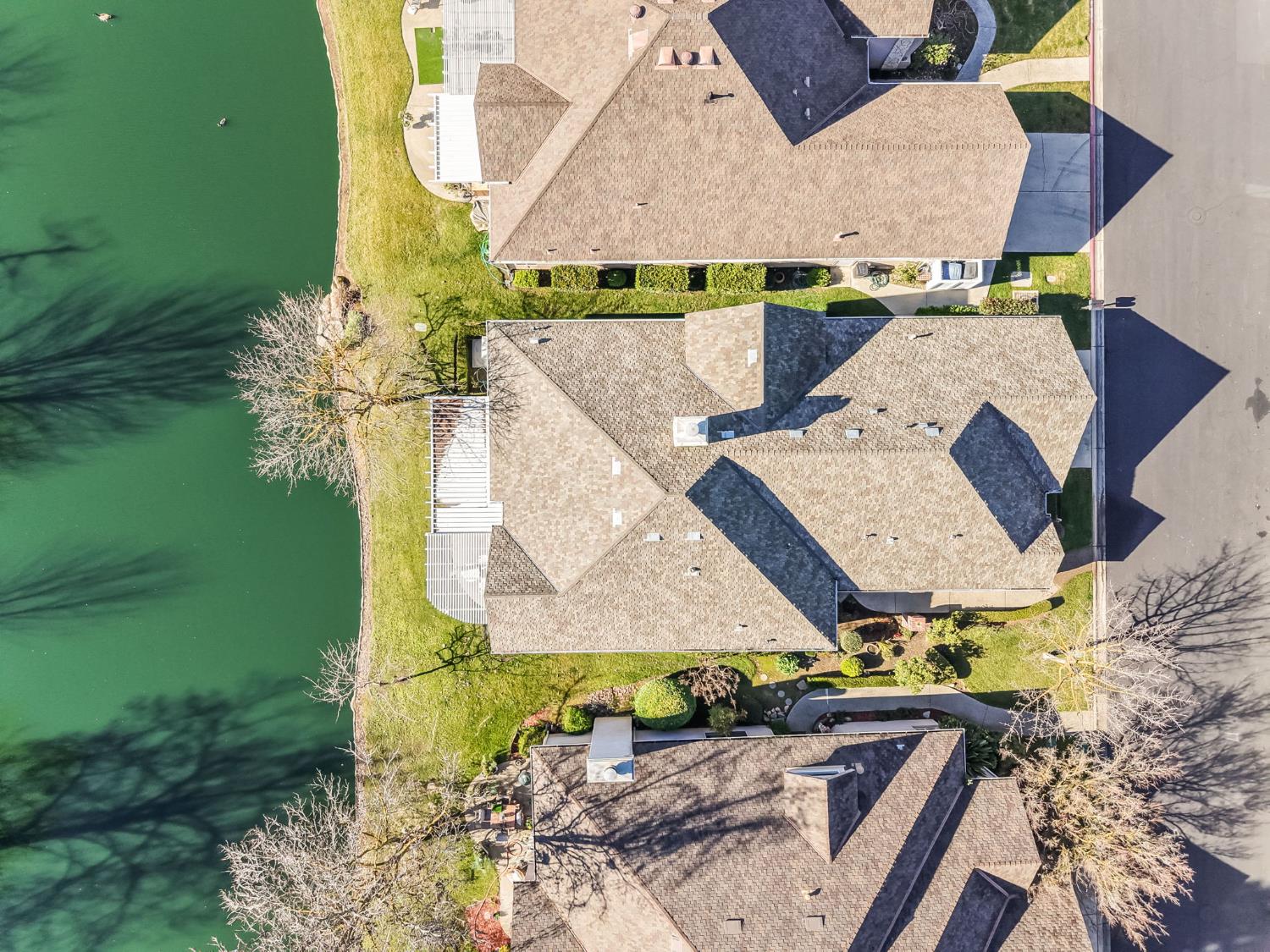 3063 W Pembrook Loop, Fresno, CA 93711