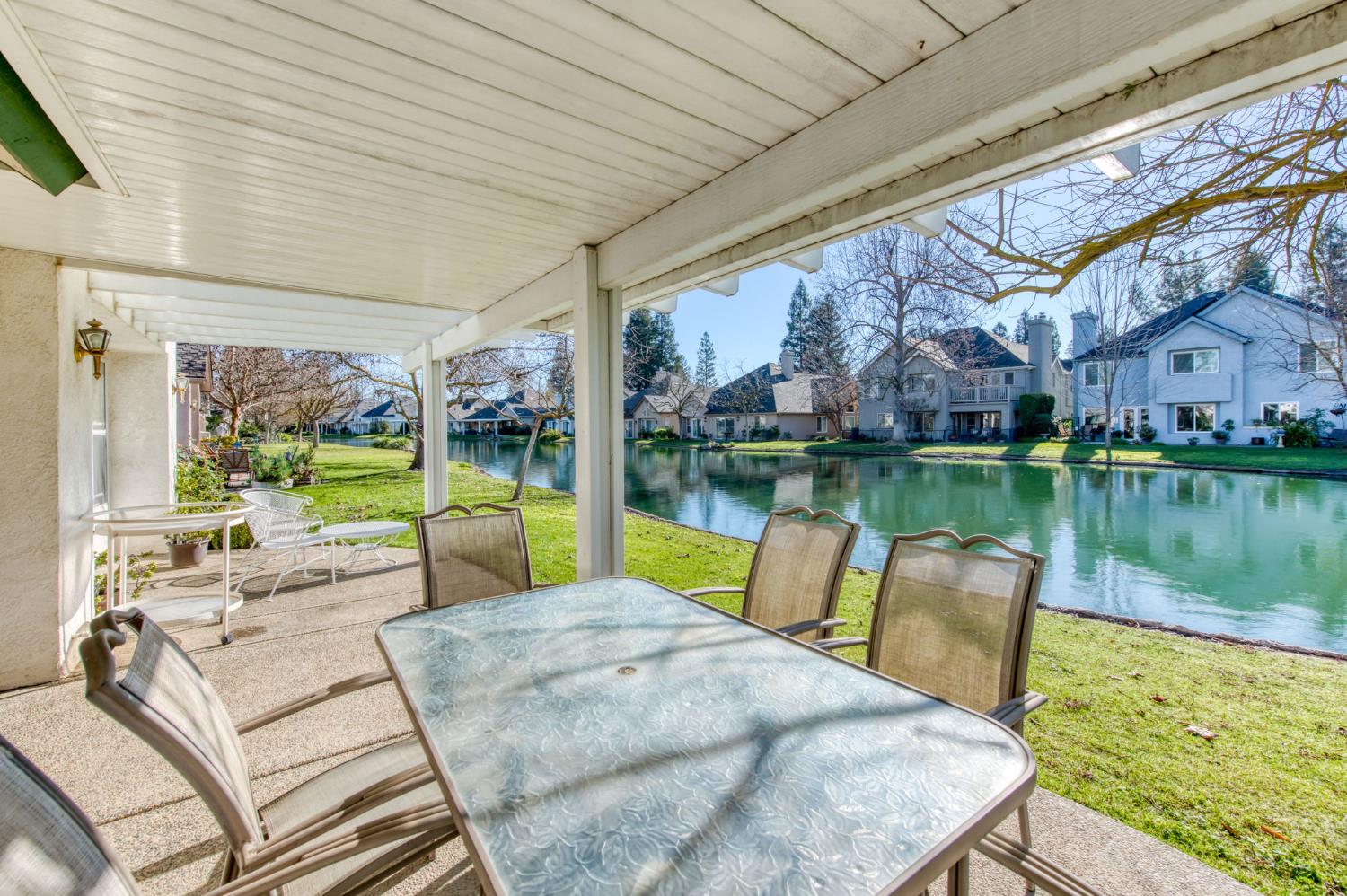 3063 W Pembrook Loop, Fresno, CA 93711