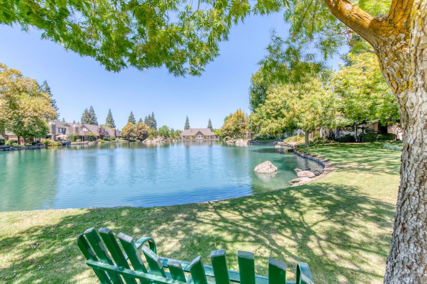 3063 W Pembrook Loop, Fresno, CA 93711