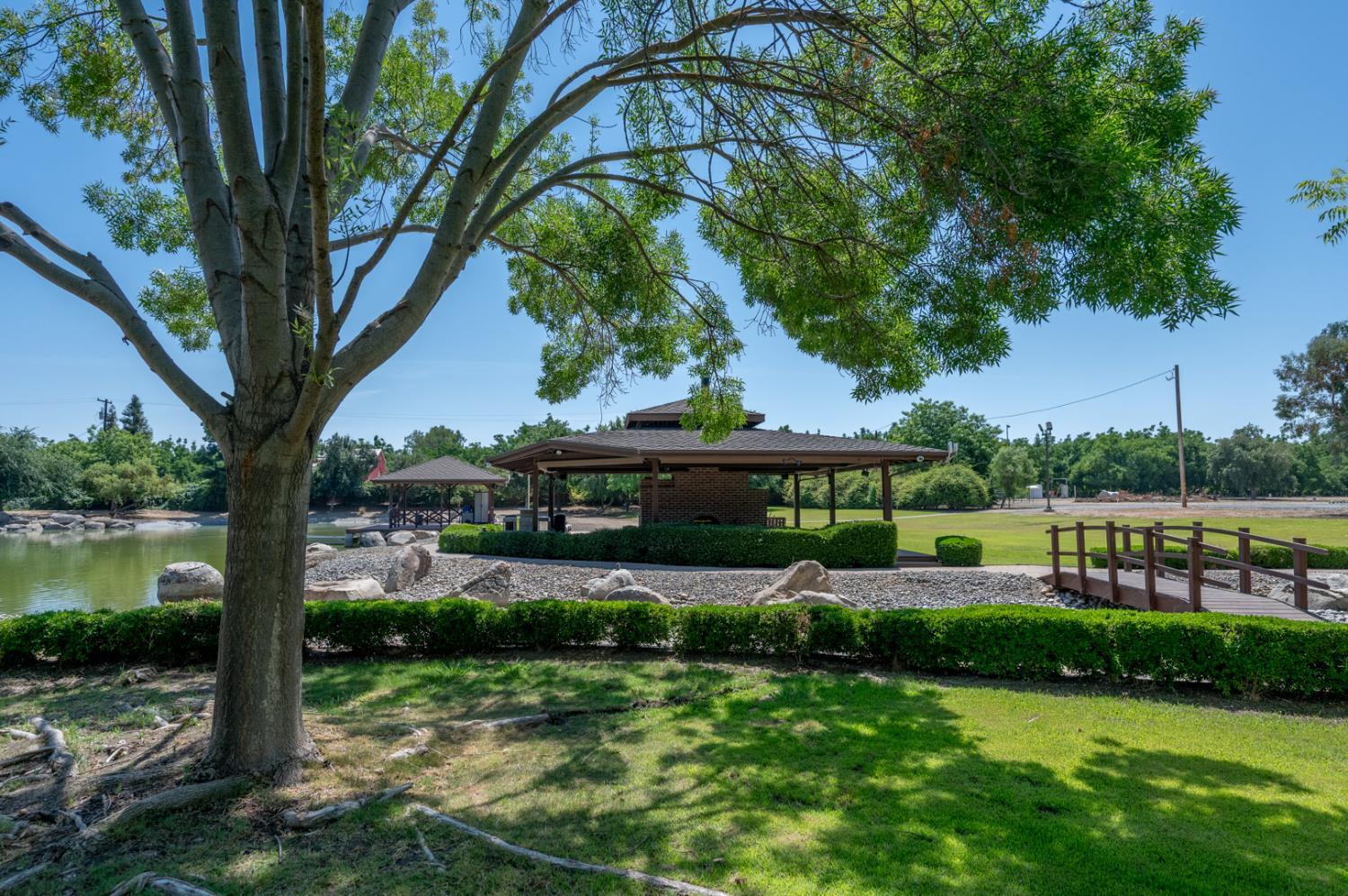 13715 E Nebraska, Kingsburg, CA 93631