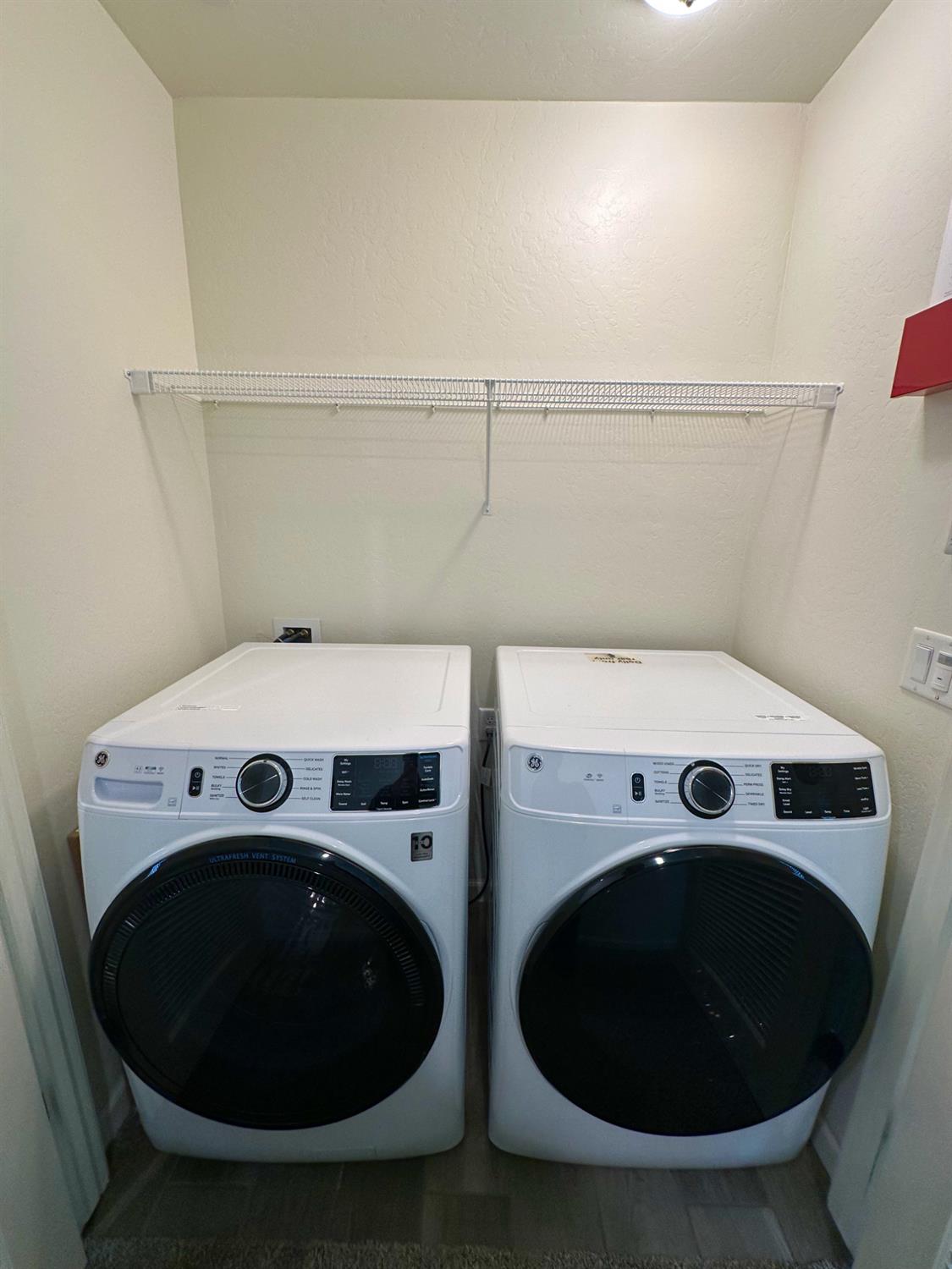 1921 Kelly Ln, Clovis, CA 93611