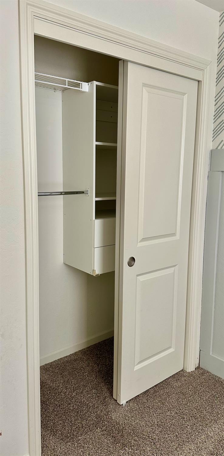 1921 Kelly Ln, Clovis, CA 93611