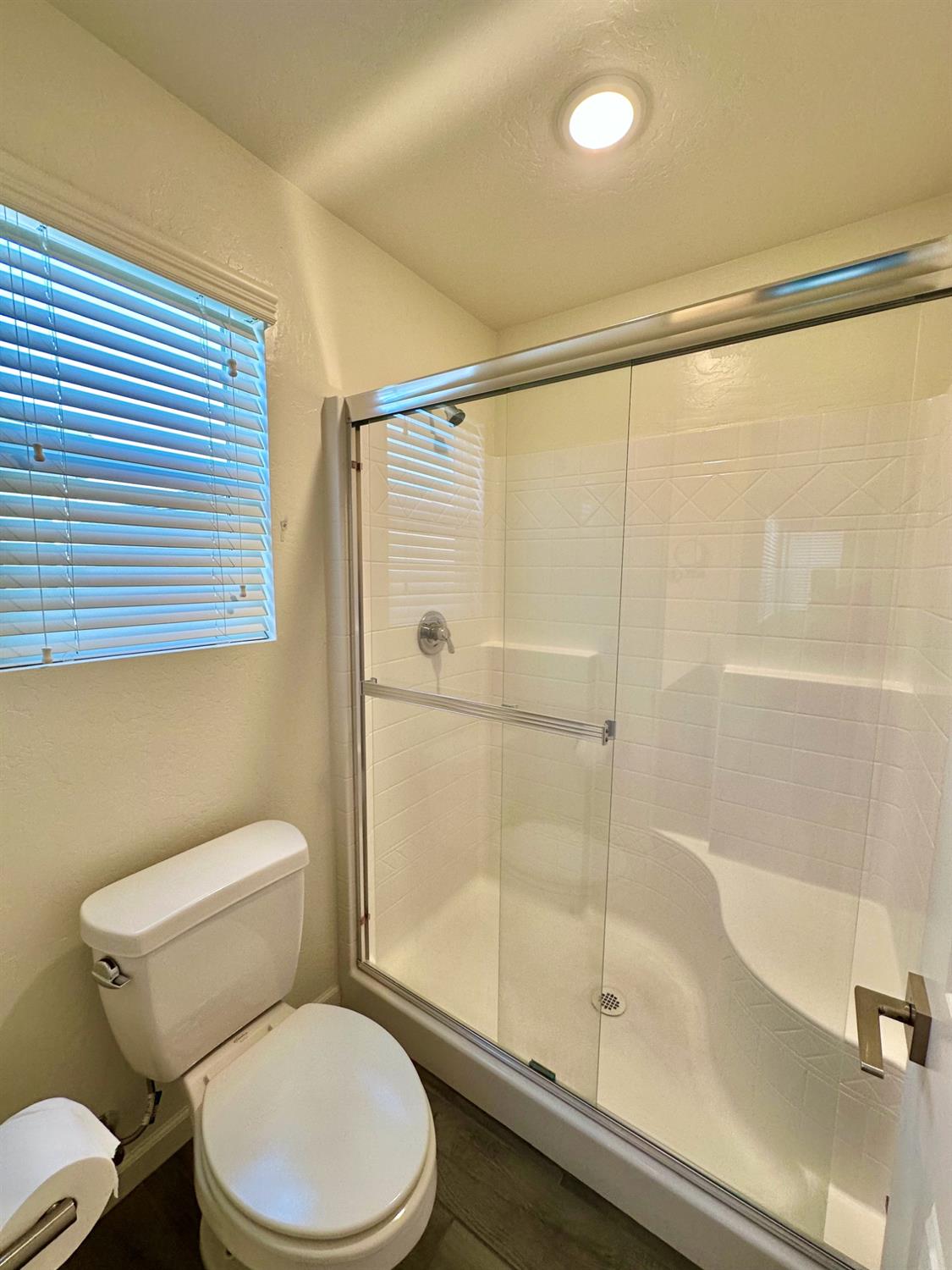 1921 Kelly Ln, Clovis, CA 93611