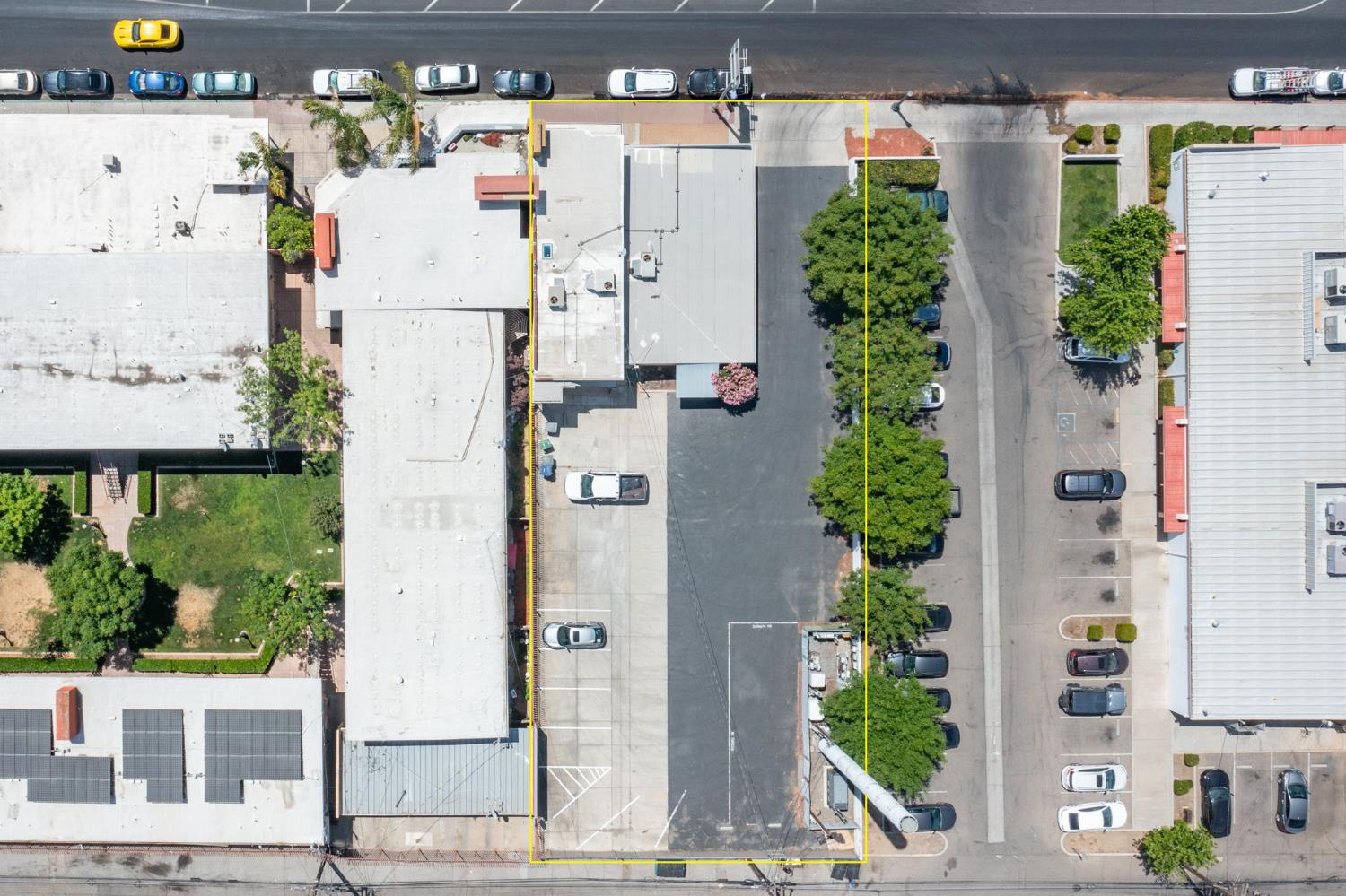 616 N Fulton St, Fresno, CA 93728