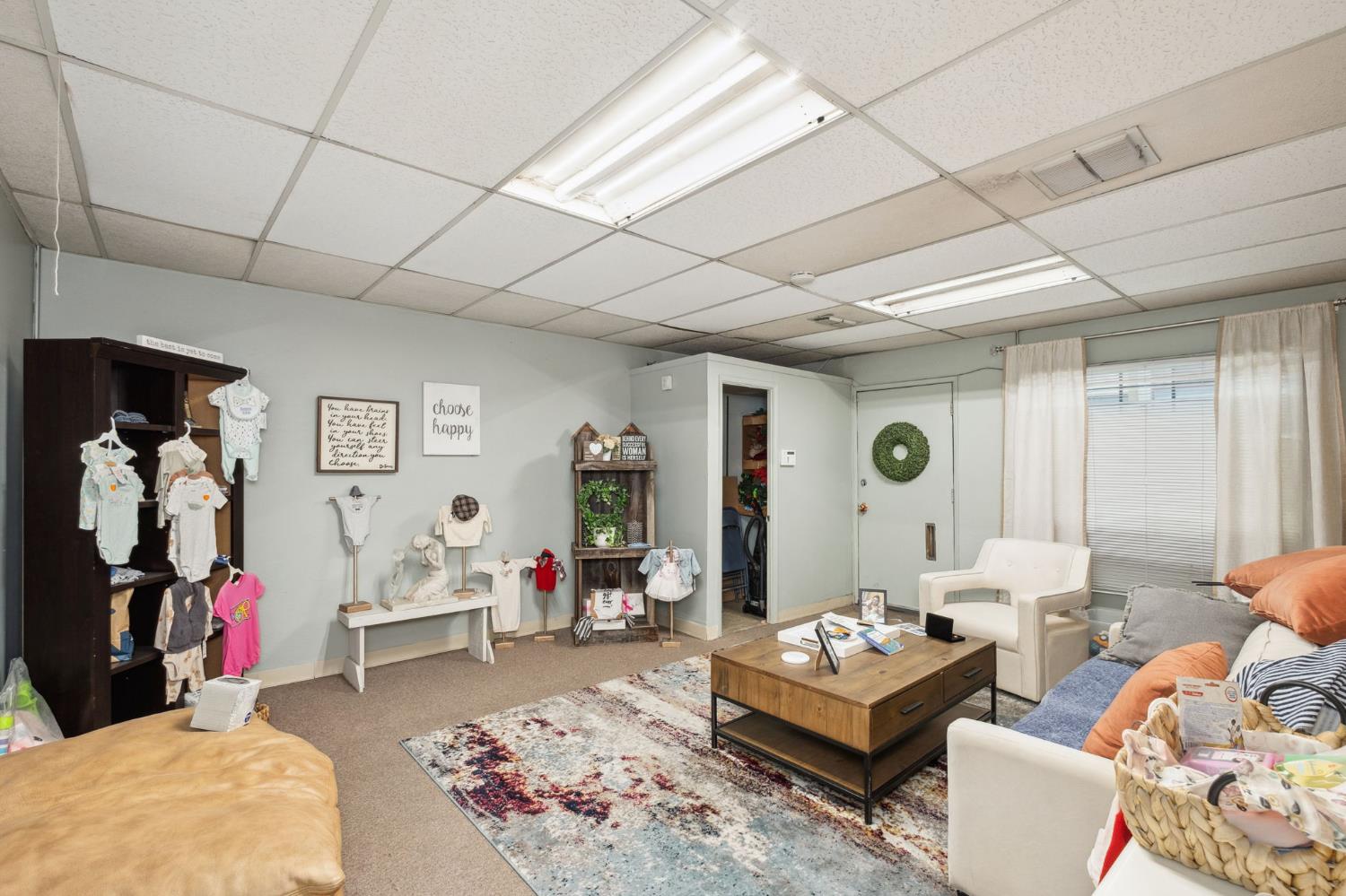 616 N Fulton St, Fresno, CA 93728