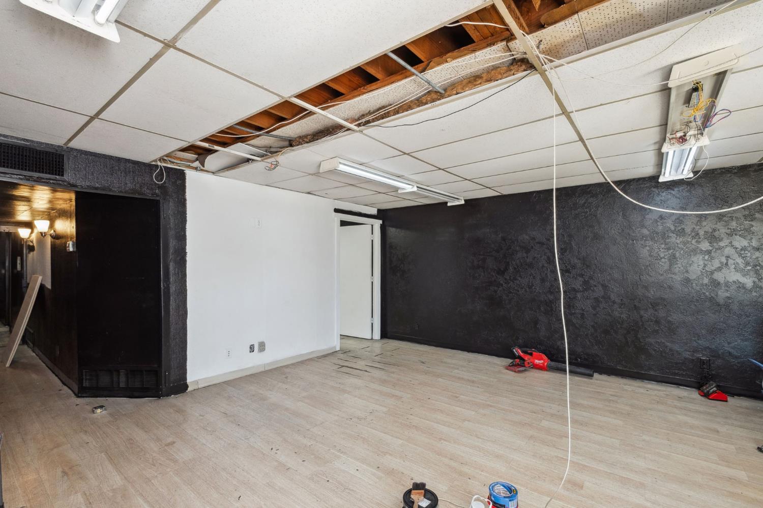 616 N Fulton St, Fresno, CA 93728