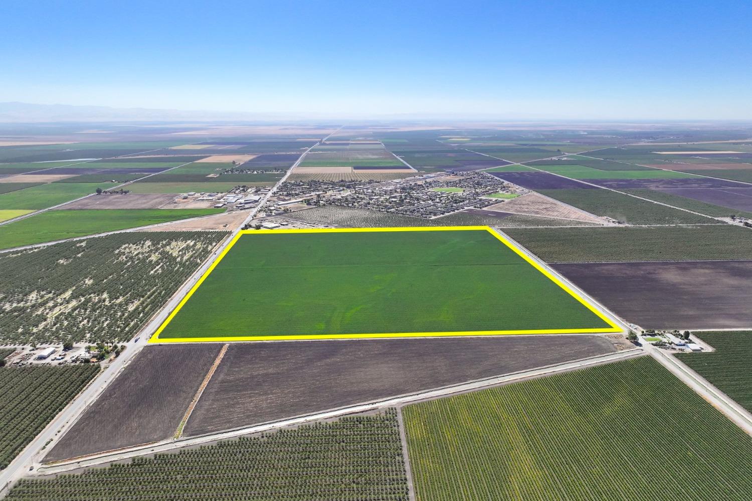 8990 S Placer, San Joaquin, CA 93660