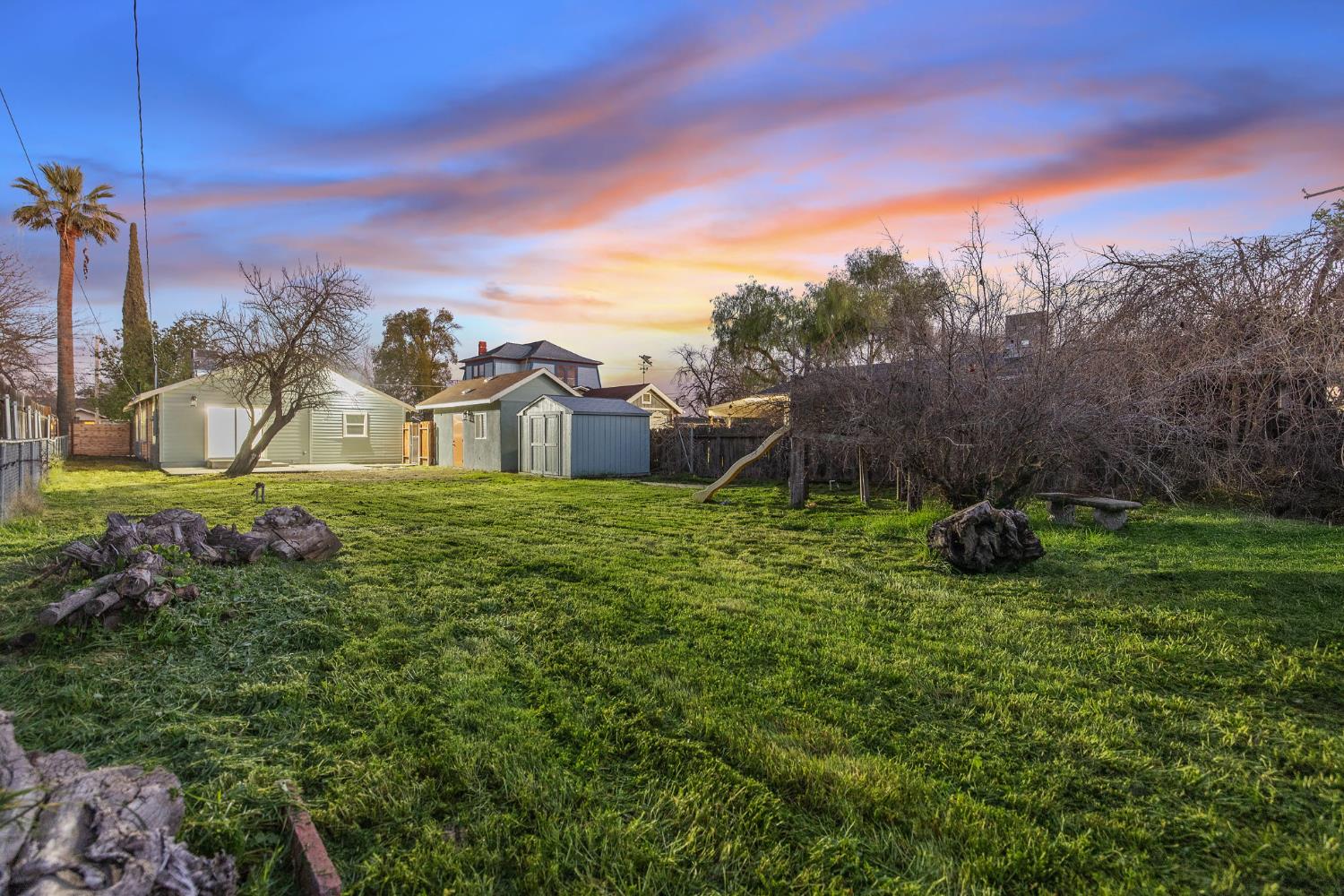 1402 Middleton St, Hanford, CA 93230