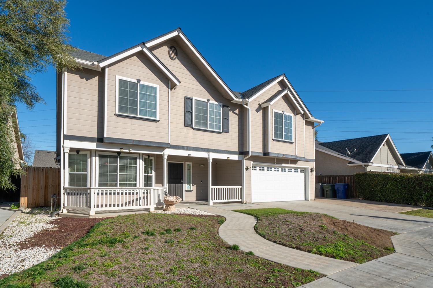 4774 W Oswego Ave, Fresno, CA 93722