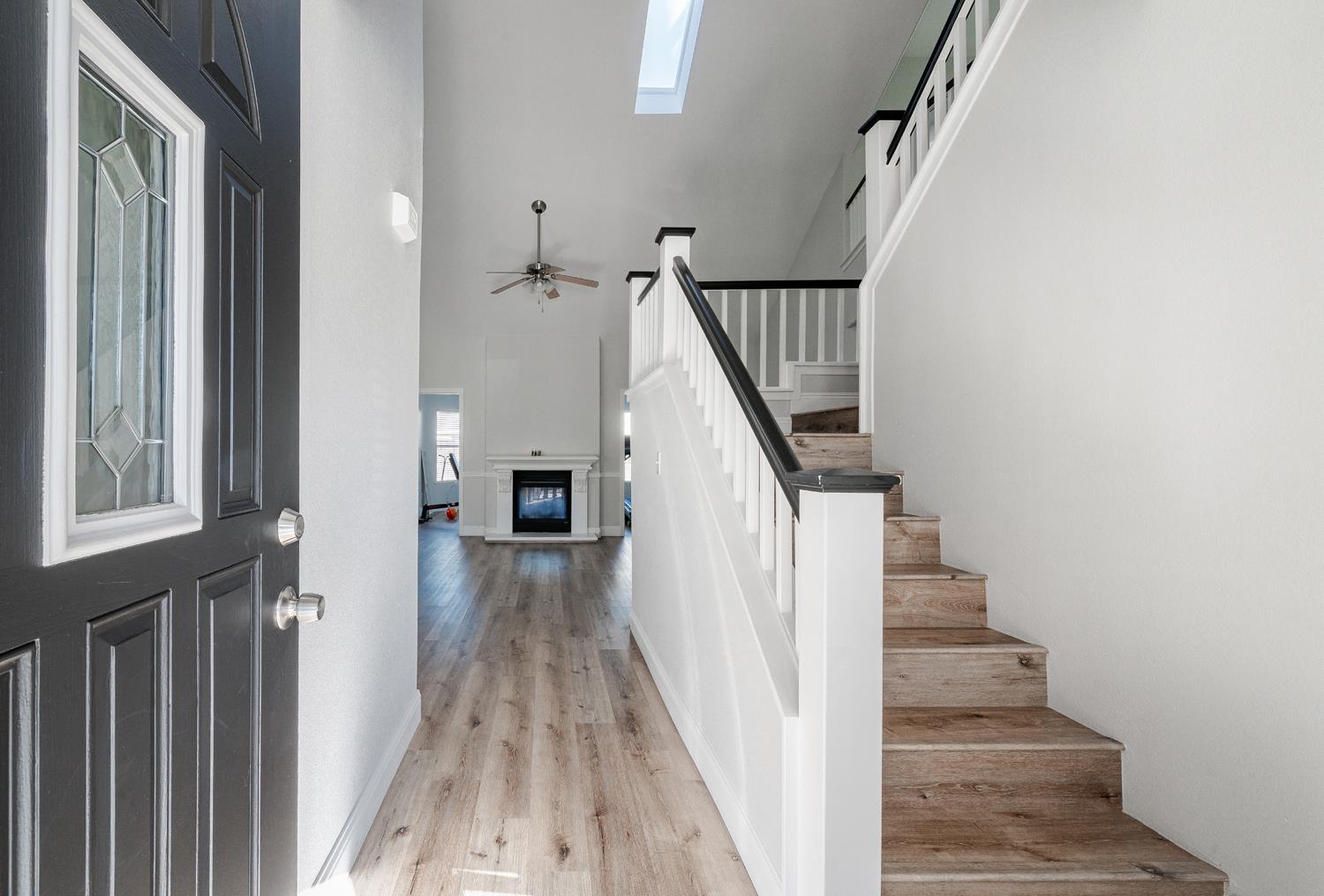 4774 W Oswego Ave, Fresno, CA 93722