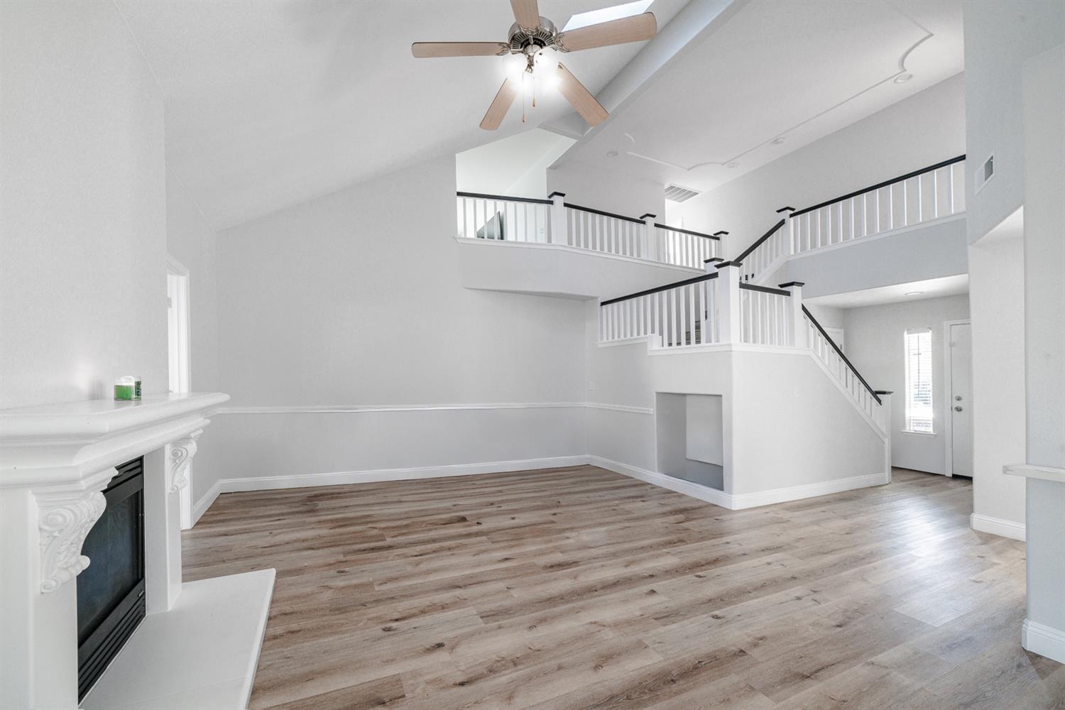 4774 W Oswego Ave, Fresno, CA 93722