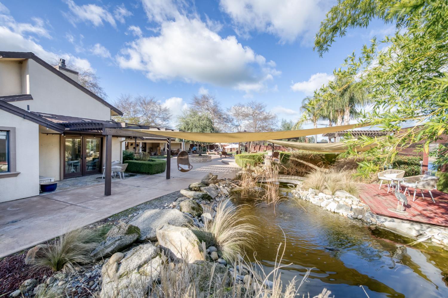 6090 Amber Ave, Clovis, CA 93619