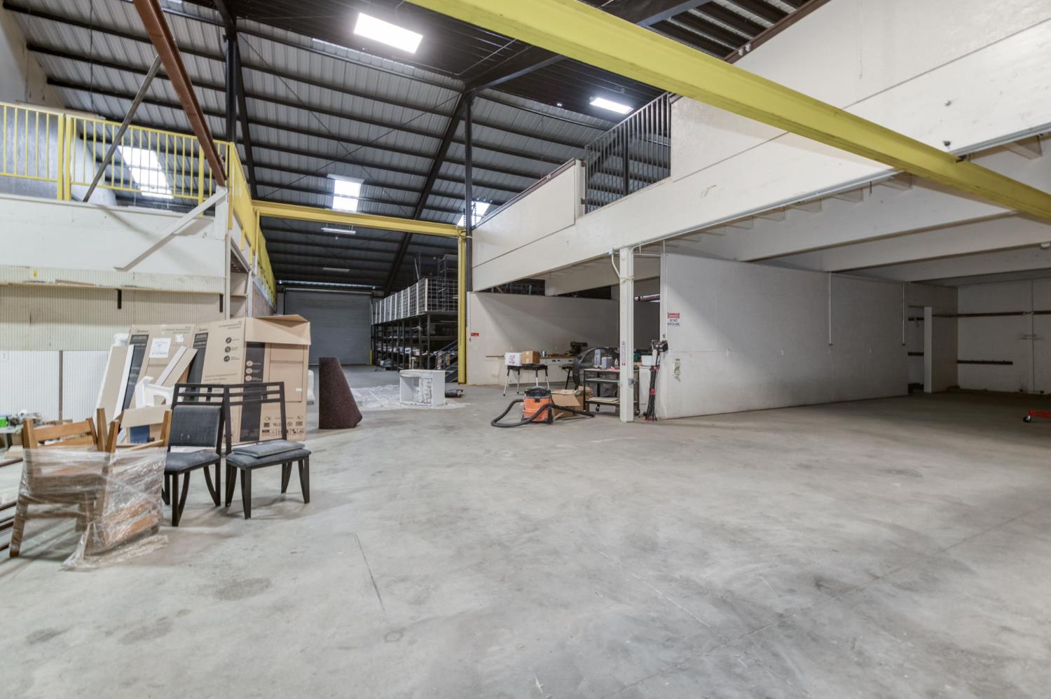 6090 Amber Ave, Clovis, CA 93619