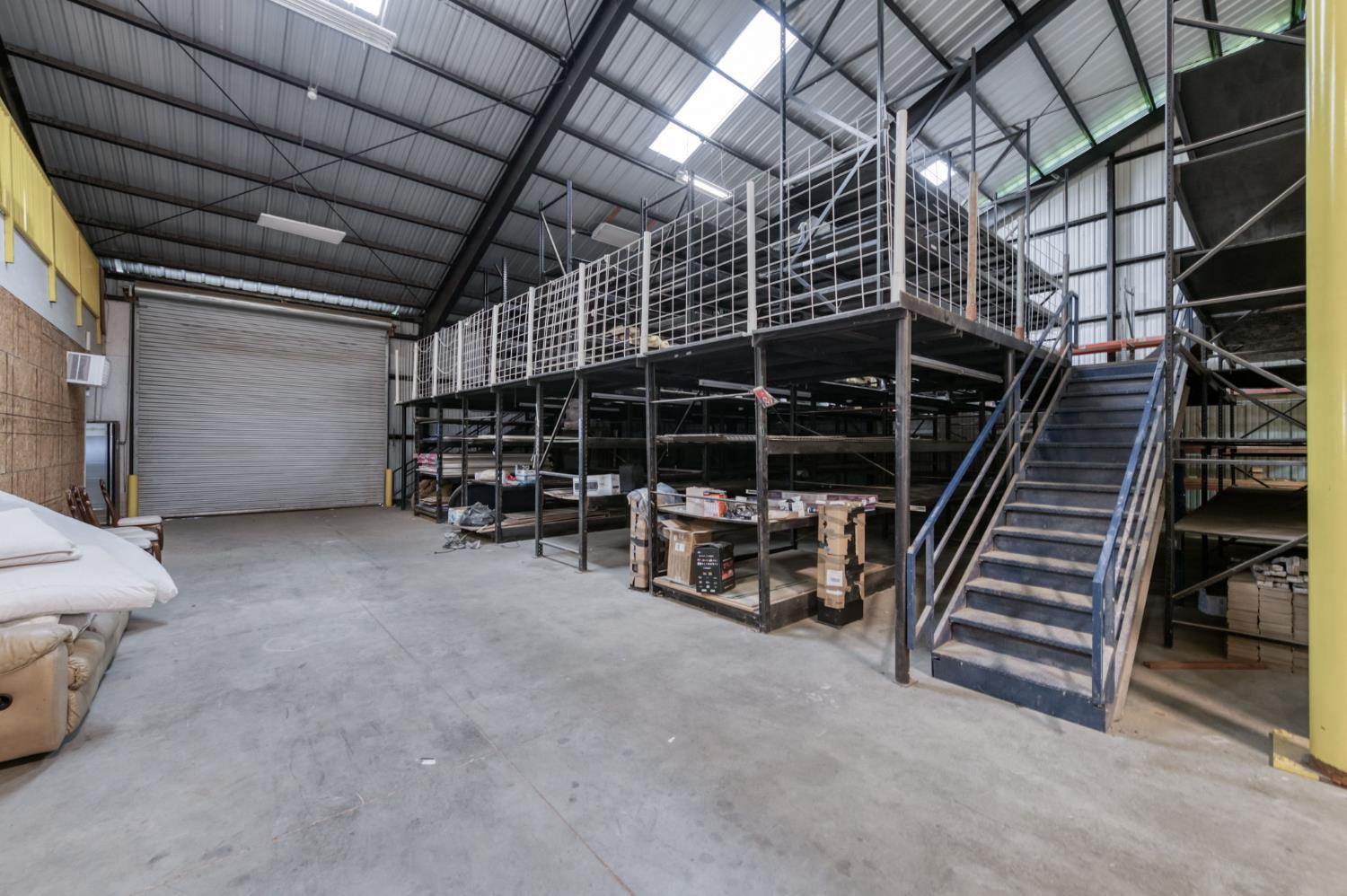 6090 Amber Ave, Clovis, CA 93619