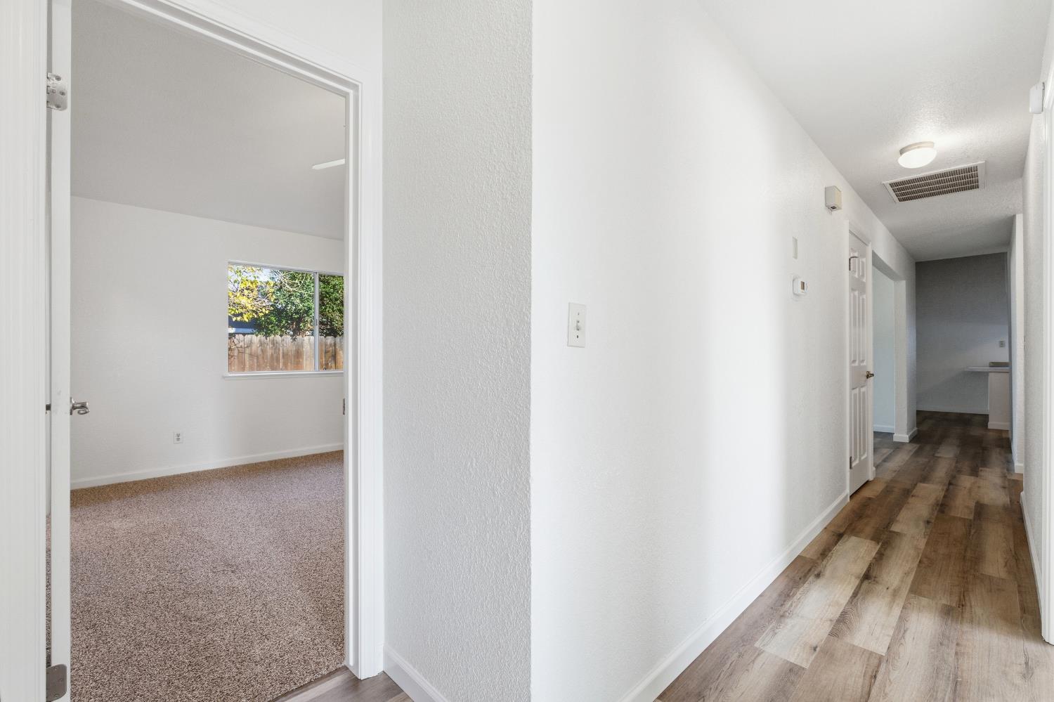 1413 Wrenwood Way, Madera, CA 93638