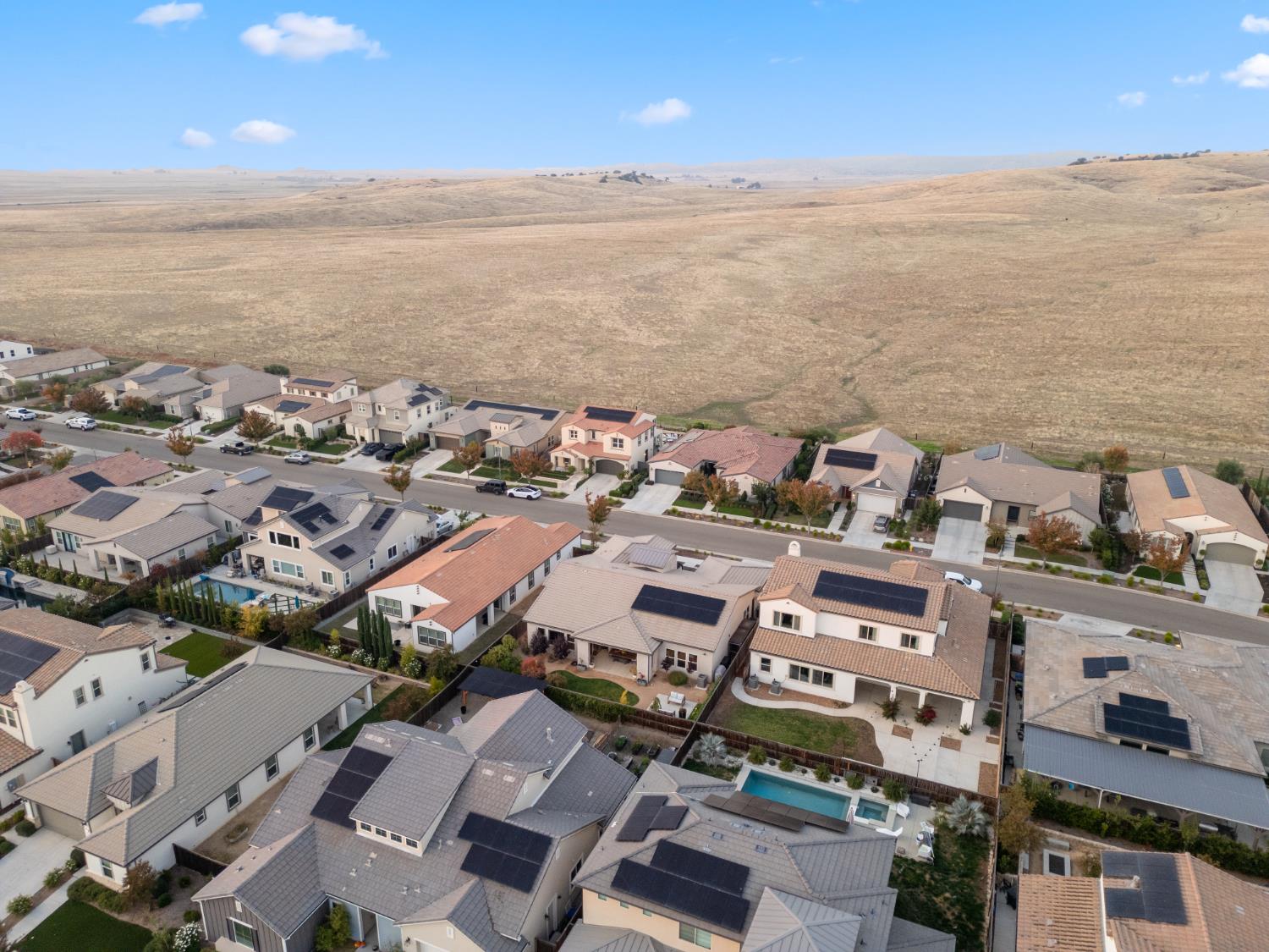 822 Overstone Ave Ave, Madera, CA 93636