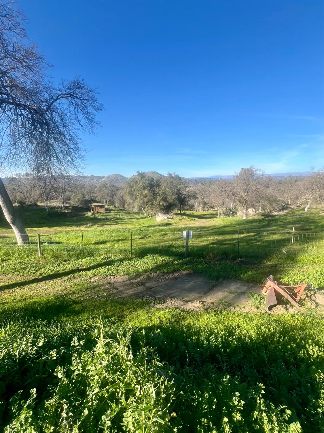 32434 Lockwood Ln, Prather, CA 93651