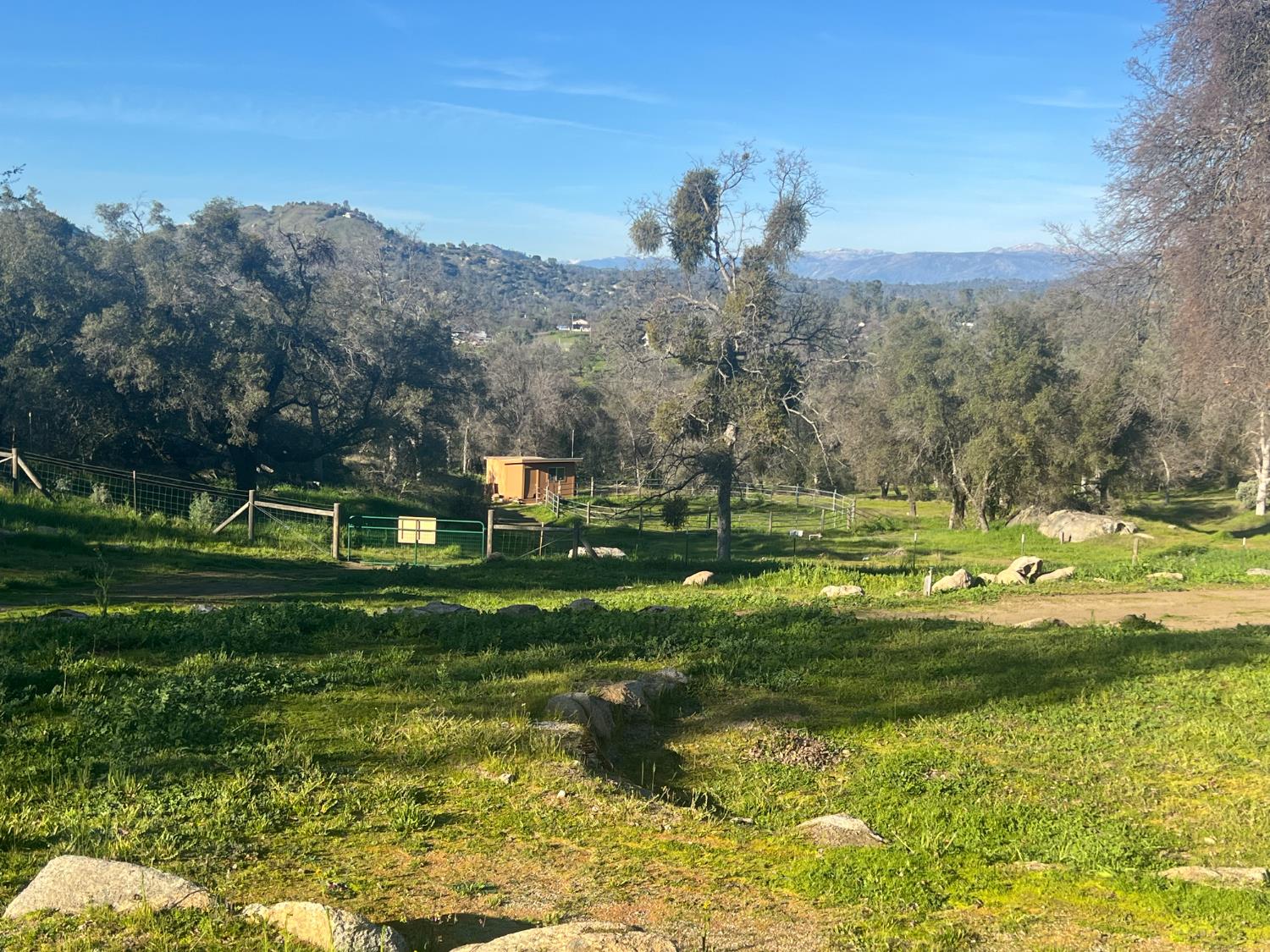 32434 Lockwood Ln, Prather, CA 93651