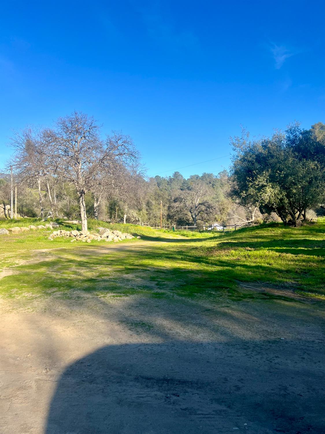 32434 Lockwood Ln, Prather, CA 93651