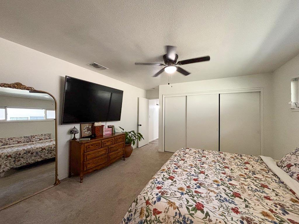 1237 De Cesari Ave, Madera, CA 93637