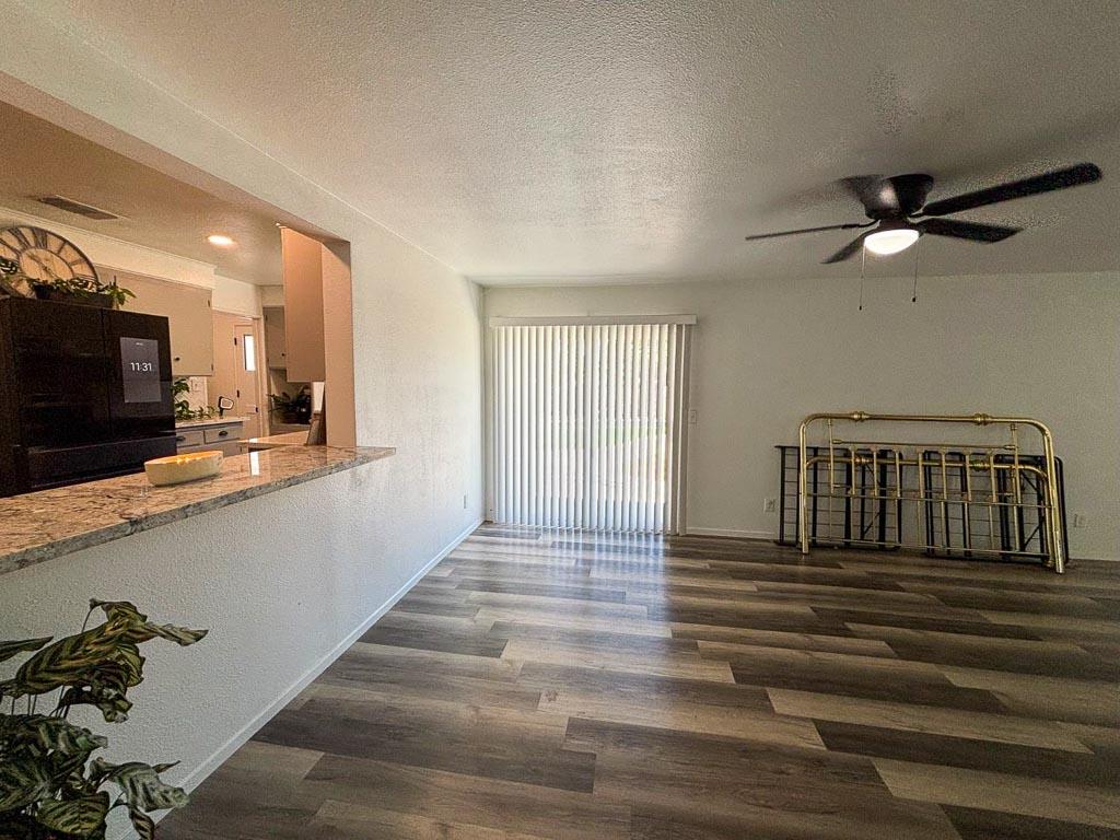 1237 De Cesari Ave, Madera, CA 93637