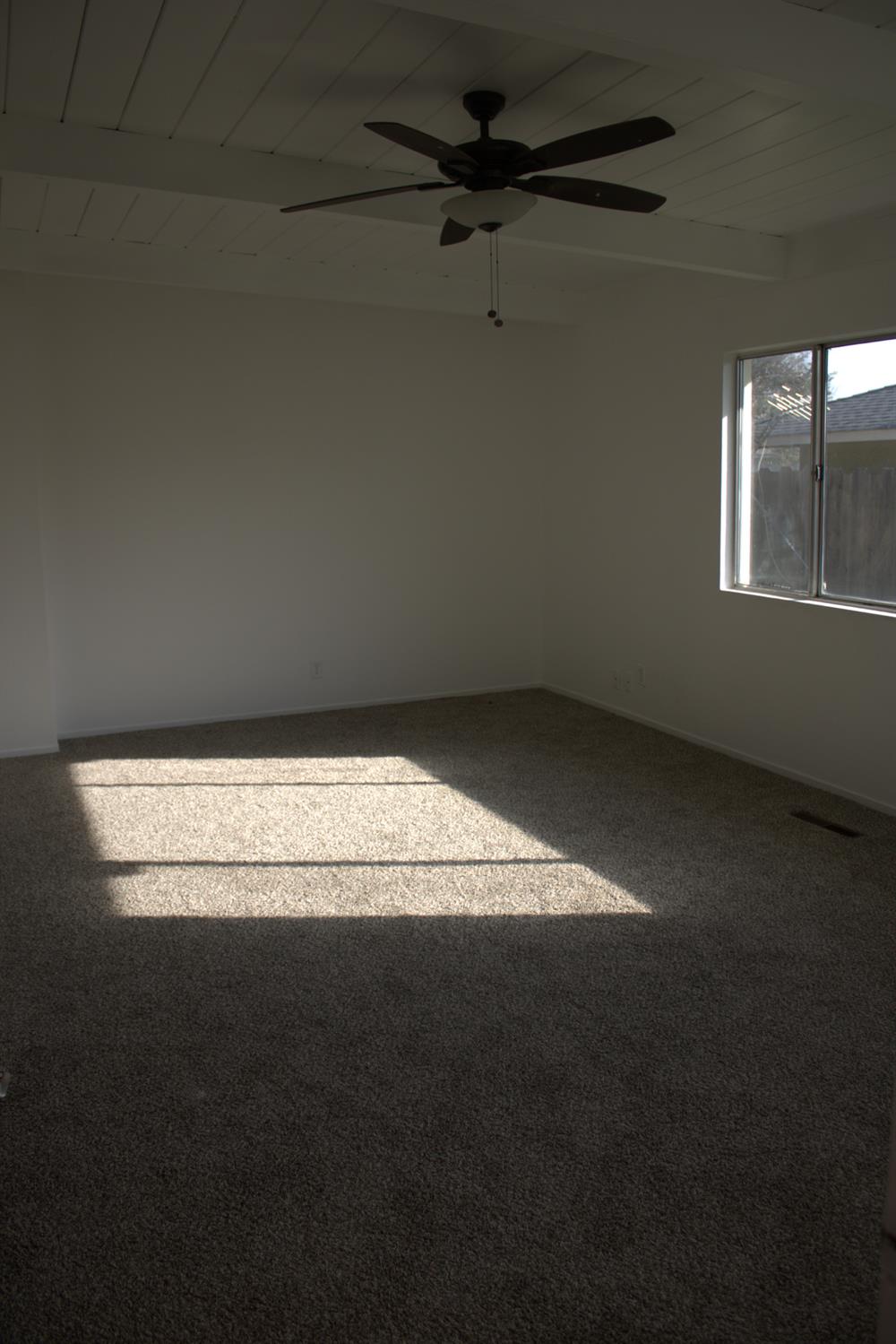 28540 Pacific Dr, Madera, CA 93638